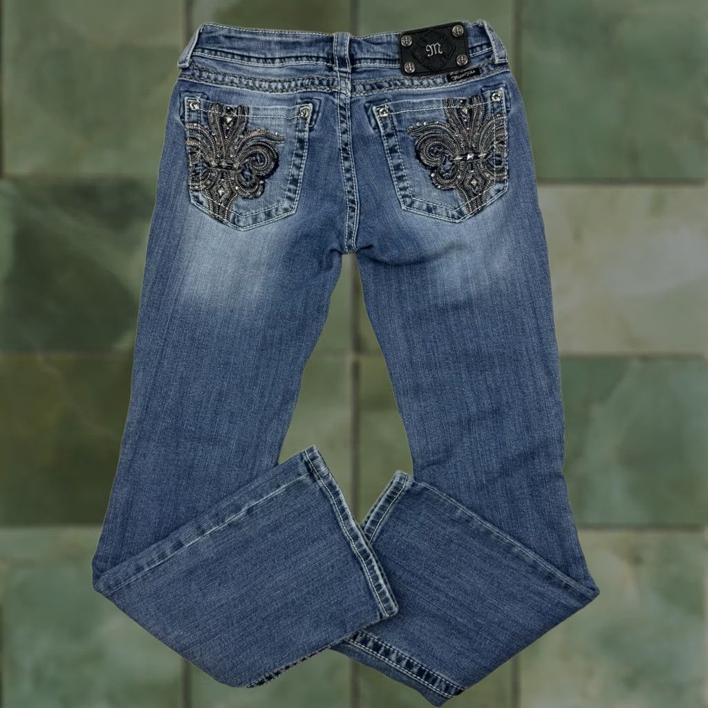 Miss Me VINTAGE Miss Me Bootcut Jeans Womens 28 Hipster Y2K 2000s American Blue Jeans Womens 28 Mens? Size 28" / US 6 / IT 42 - 1 Thumbnail
