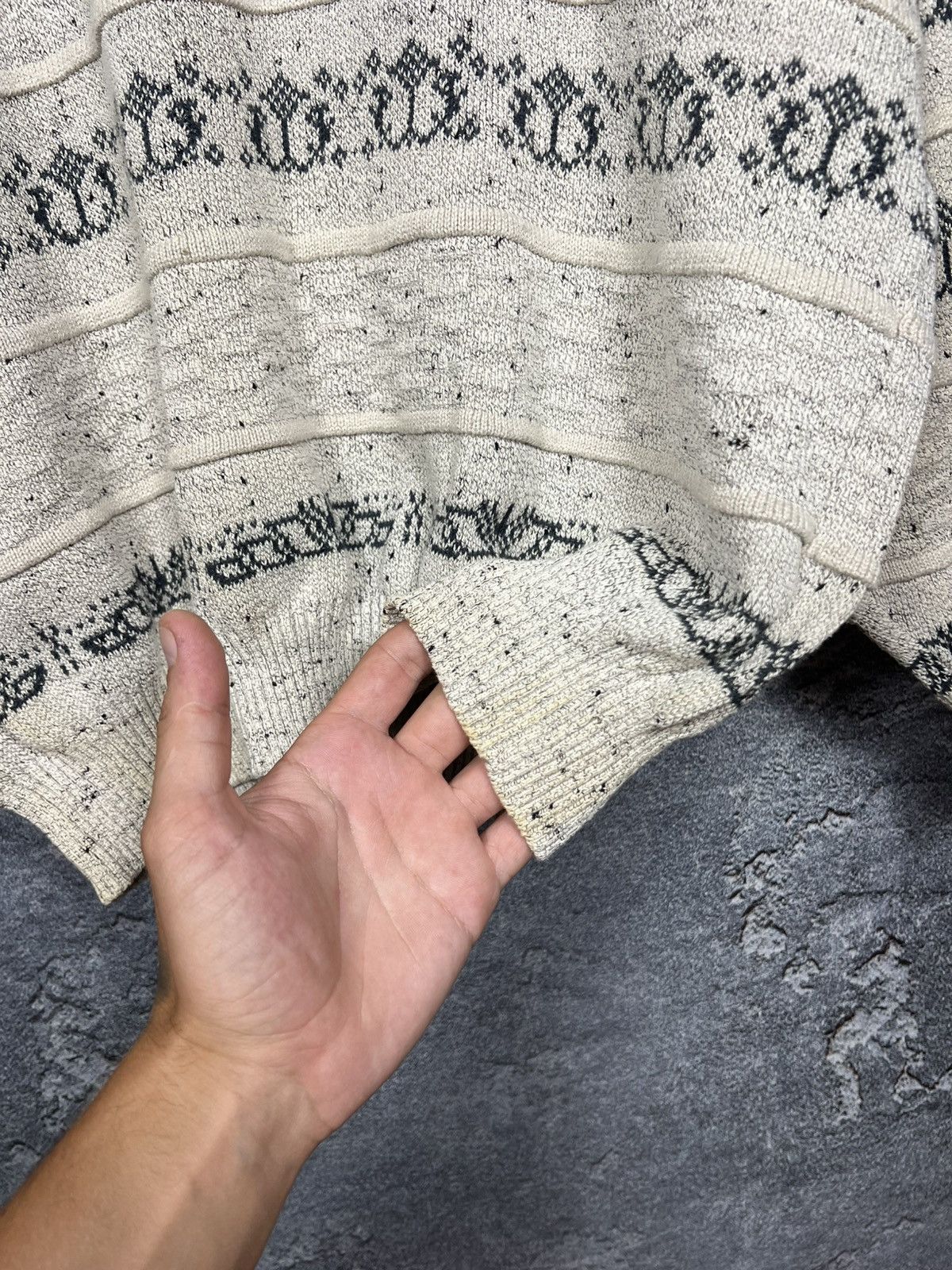 Yves Saint Laurent Vintage Yves Saint Laurent Textured Oversized Sweater Size US M / EU 48-50 / 2 - 7 Thumbnail