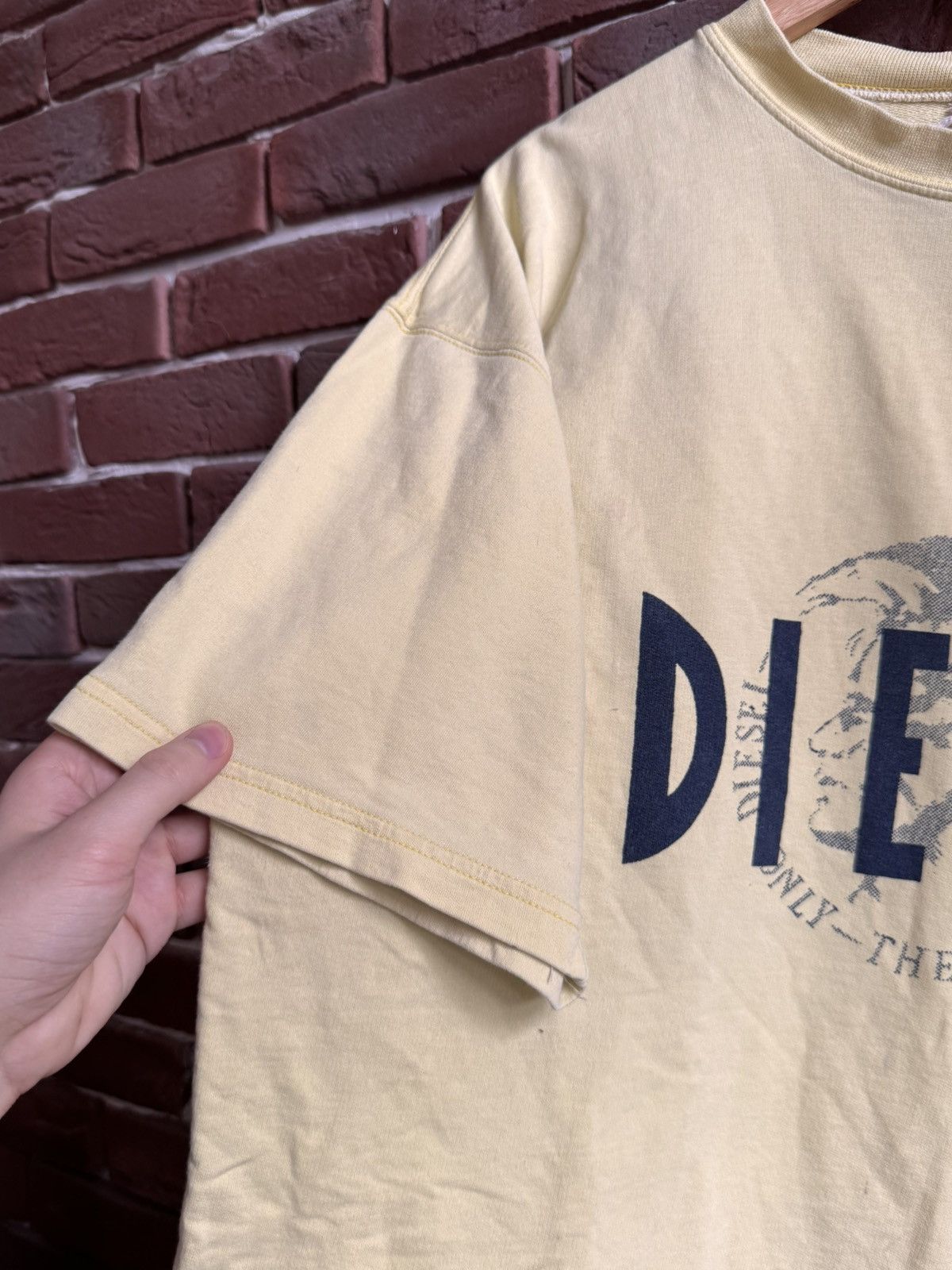 Diesel 90s Vintage Diesel T-Shirt Big Logo Yellow Y2k Hype Designer Size US XL / EU 56 / 4 - 3 Thumbnail