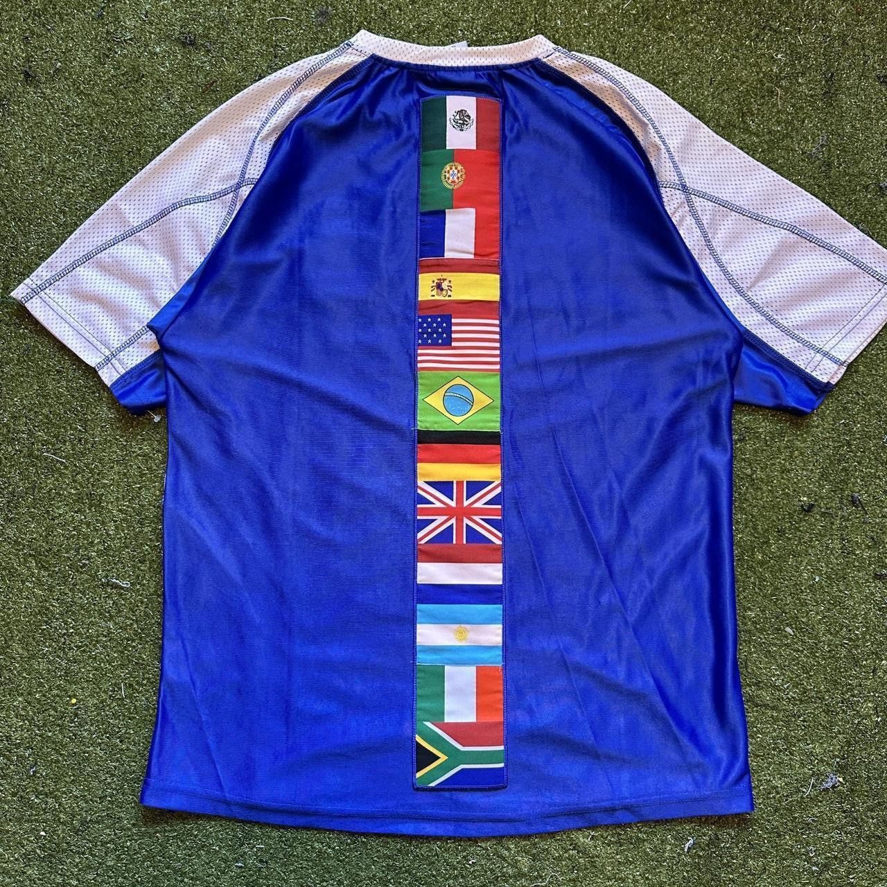 Hard Rock Cafe Vintage Hard Rock Cafe soccer jersey Size US M / EU 48-50 / 2 - 3 Thumbnail