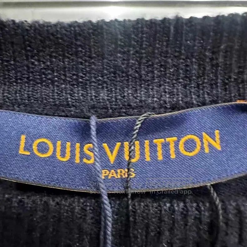 Louis Vuitton Louis Vuitton Arm logo sweater Size US XL / EU 56 / 4 - 2 Thumbnail
