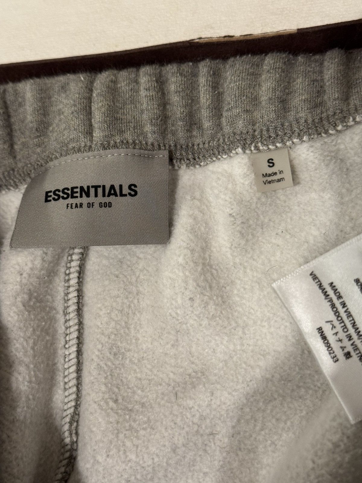 Fear of God 🔥Fear of God Essentials Sweatpants Dark Heather Oatmeal SZ S Size US 32 / EU 48 - 12 Thumbnail