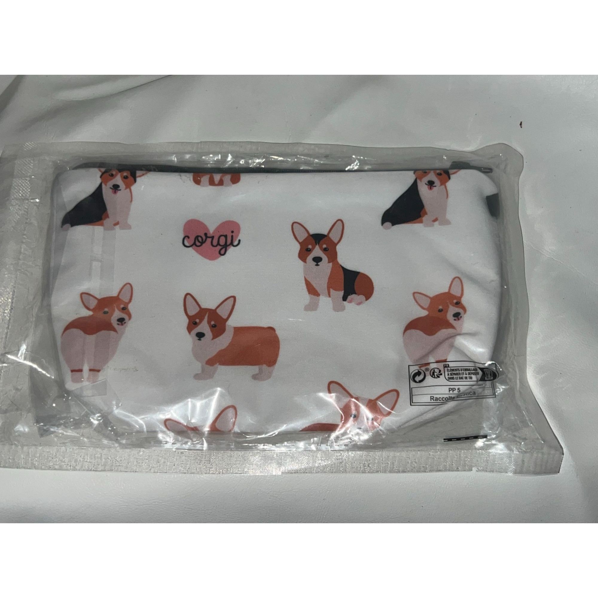 Other Cute Corgi zippered makeup bag NEW Size ONE SIZE - 1 Preview