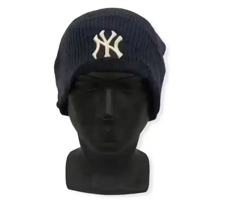 MLB × New York Yankees Vintage New York Yankees Big Logo Beanie Hat Size ONE SIZE - 1 Thumbnail