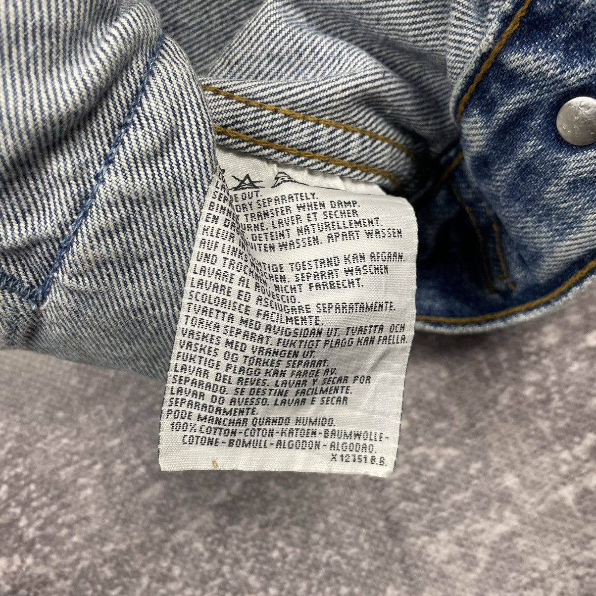 Levi's Vintage Clothing Vintage Levi’s 70503 02 Denim Jacket Size US XL / EU 56 / 4 - 9 Thumbnail