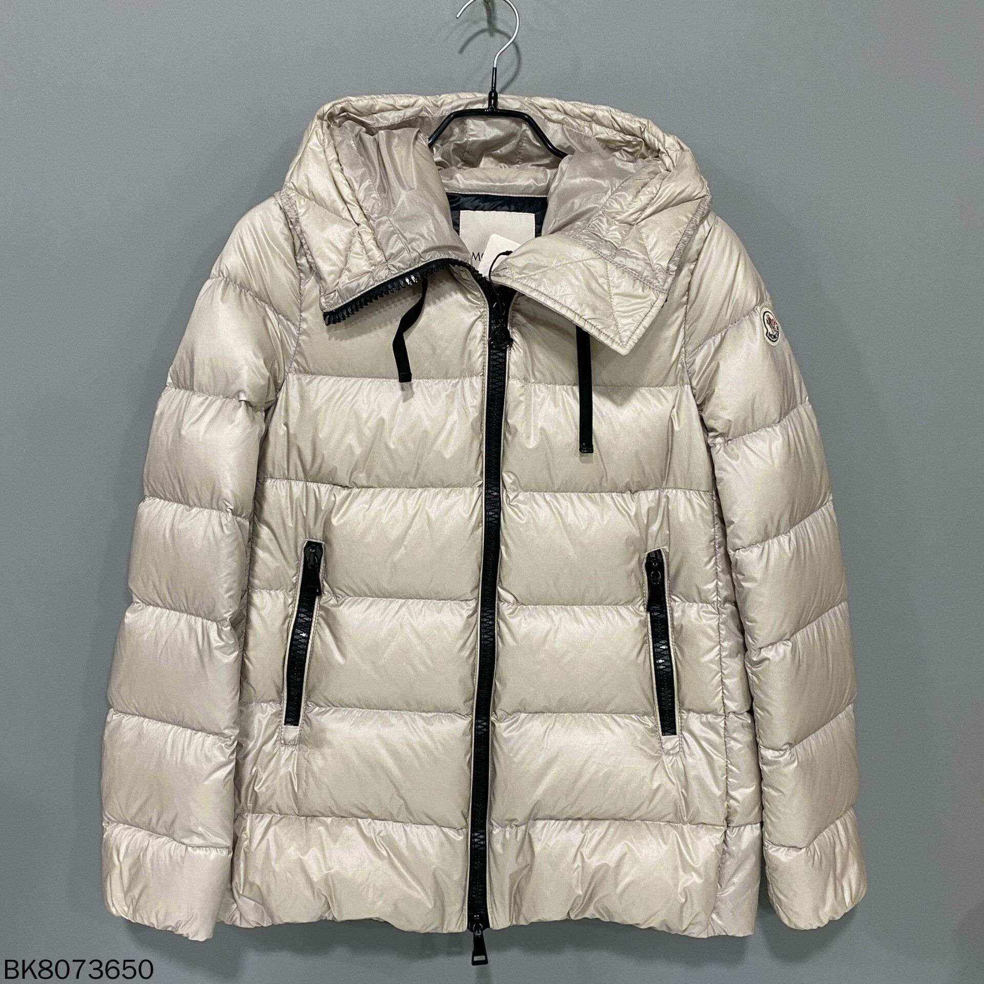 Moncler Serinde Logo Down Jacket