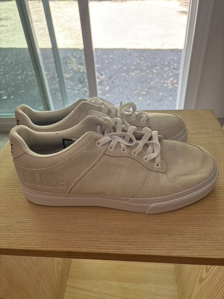 Alife Alife Velvet Sneaker Size US 10.5 / EU 43-44 - 1 Thumbnail