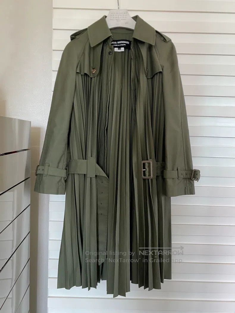 Junya Watanabe Junya Watanabe Military green accordion pleated trench coa Size XS / US 0-2 / IT 36-38 - 1 Thumbnail