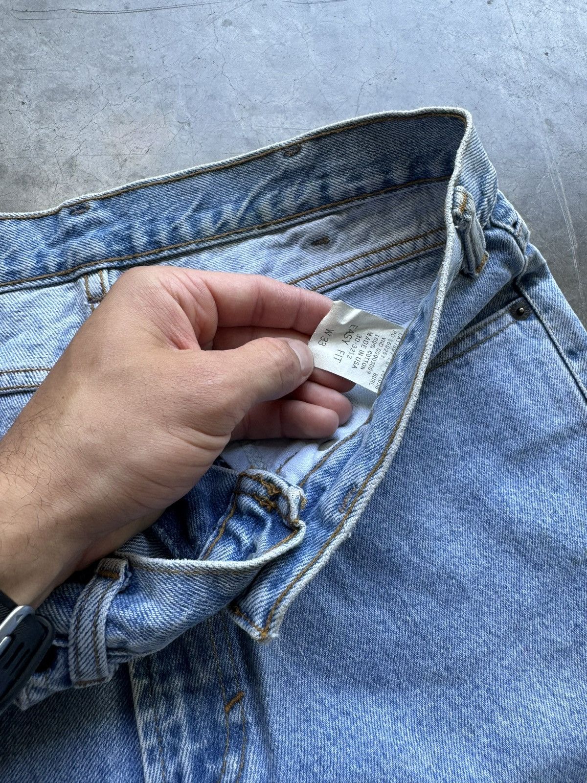 Levi's Vintage 90’s/00’s Levi’s Style Light Denim Jean Shorts Size US 32 / EU 48 - 3 Thumbnail