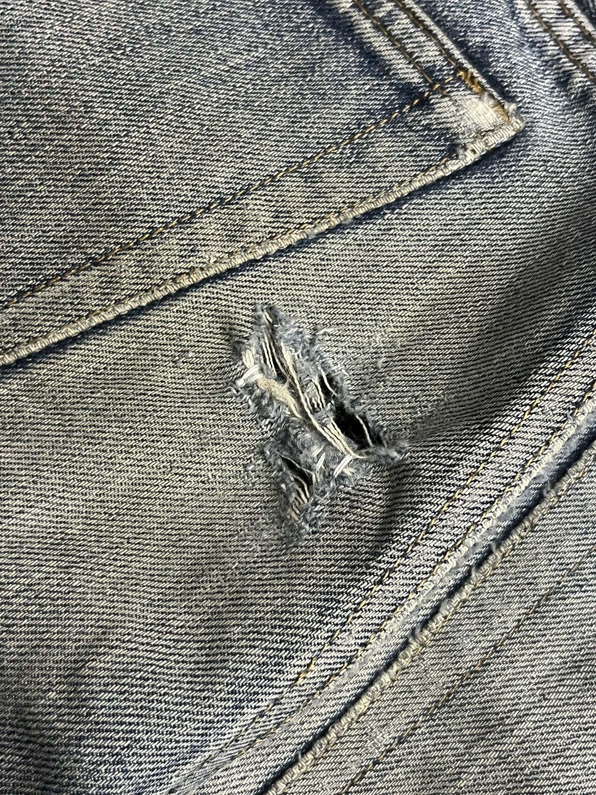 Undercover × Uniqlo Vintage Uniqlo Blue Faded Washed Distressed Straight Jeans Size US 31 - 8 Thumbnail
