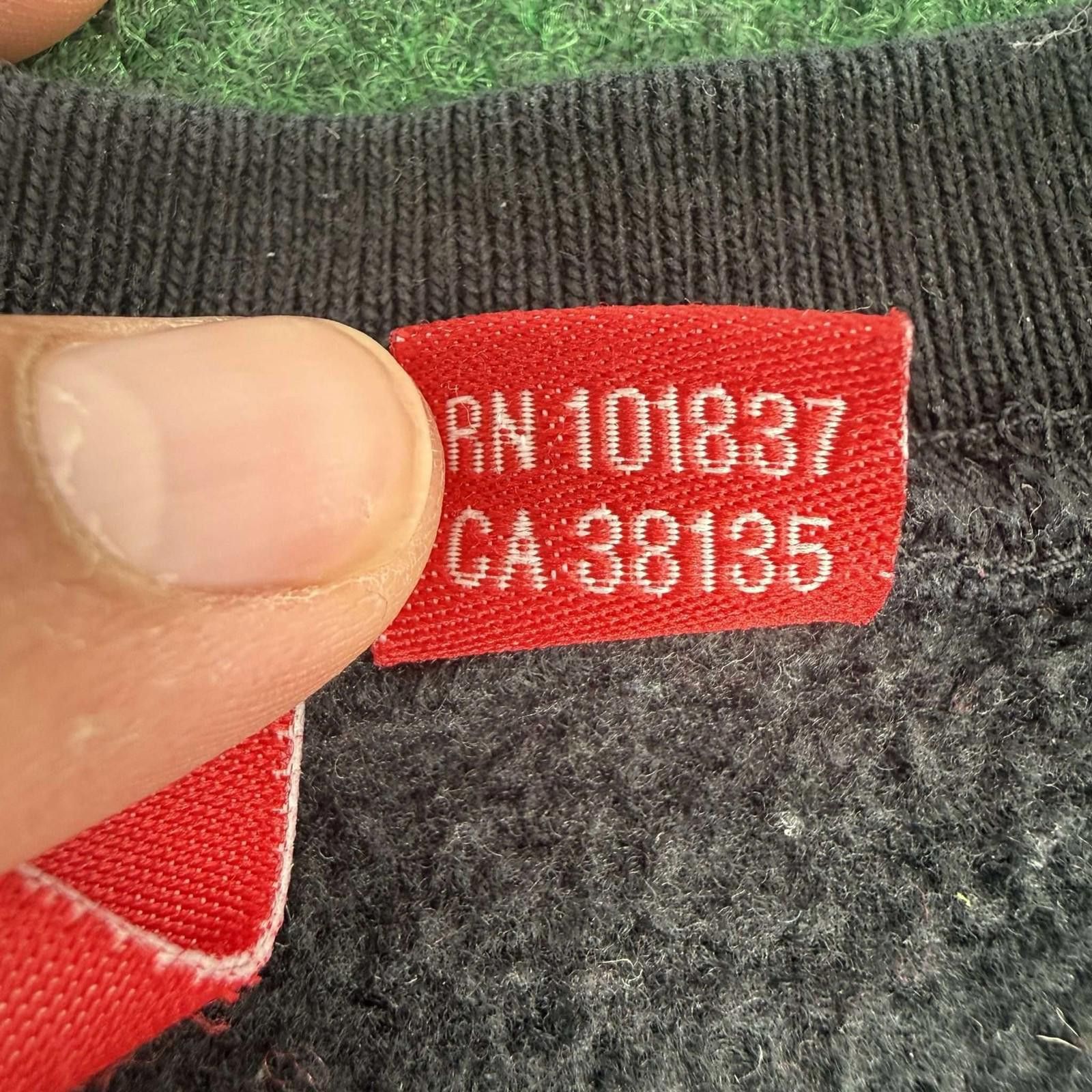 Supreme Supreme Box Logo Crewneck XL Used Size US XL / EU 56 / 4 - 4 Thumbnail