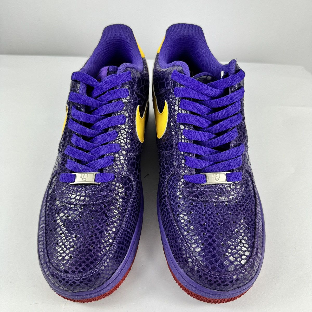 Nike NIKE AIR FORCE 1 LOW EDDIE CRUZ PYTHON SNEAKERS Size US 9 / EU 42 - 2 Thumbnail