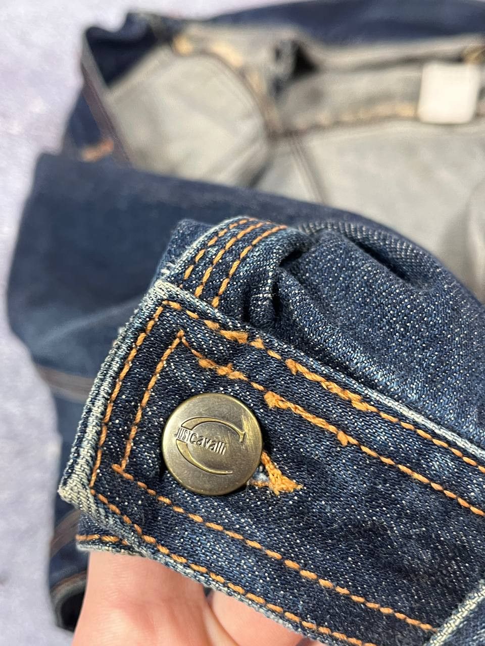 Roberto Cavalli Roberto Just Cavalli Vintage Blue Denim Jean Jacket size XS Size XS / US 0-2 / IT 36-38 - 9 Thumbnail