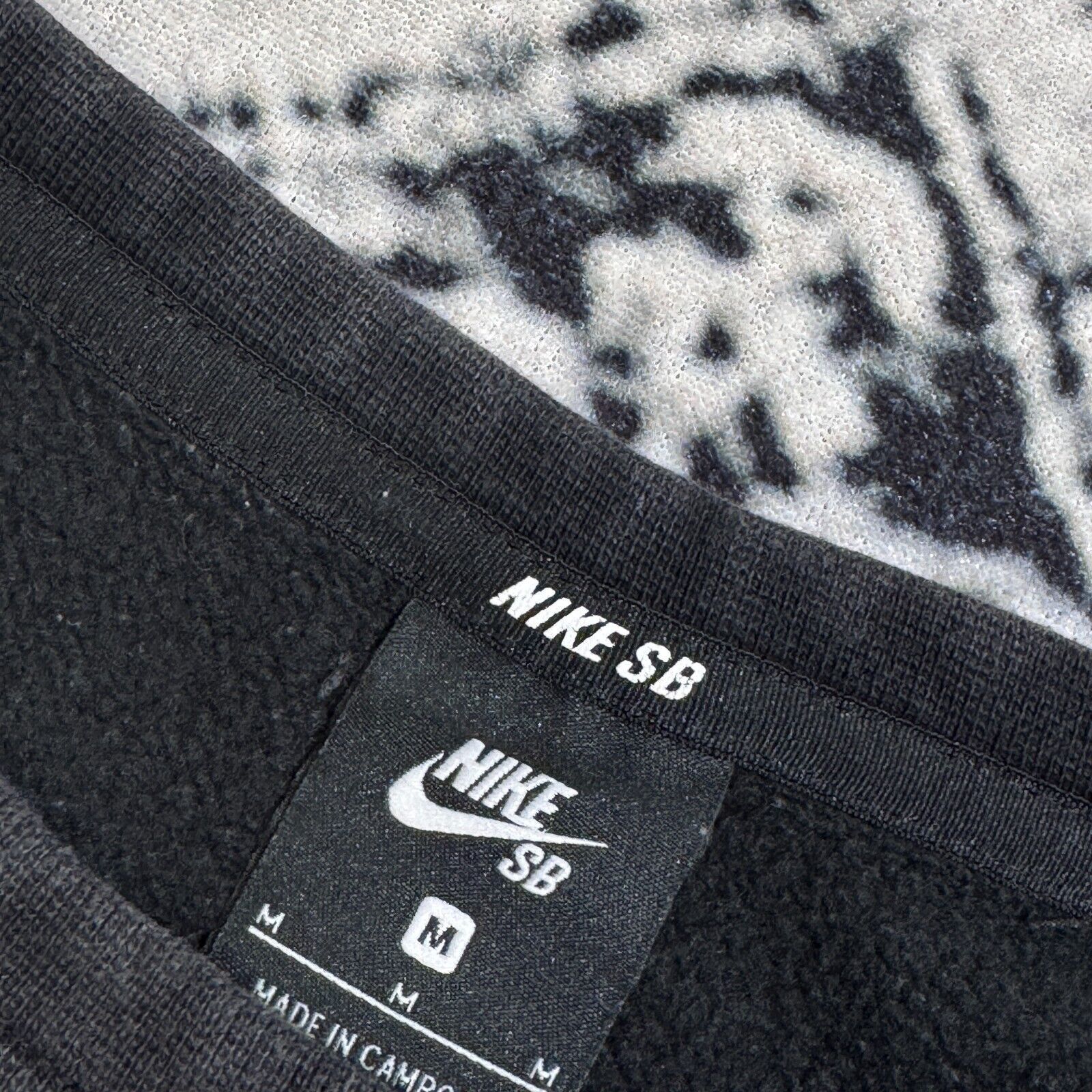 Nike × Vintage Vintage Nike Black Cotton Crewneck Size S Y2K Swoosh Logo Size US S / EU 44-46 / 1 - 7 Thumbnail
