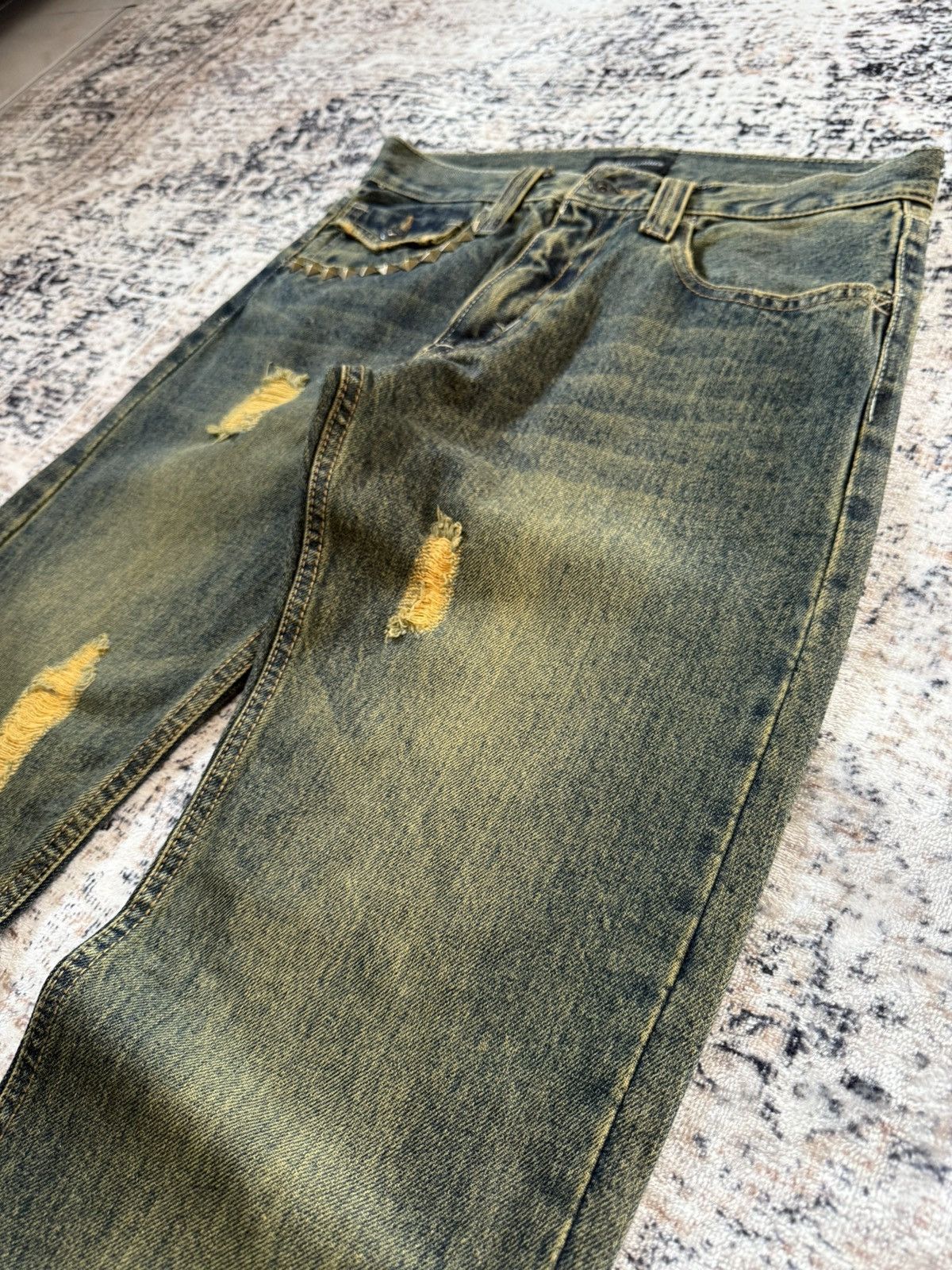 Hysteric Glamour Root Three Japan Mud Wash Distressed Studded Jeans Size US 29 - 11 Thumbnail
