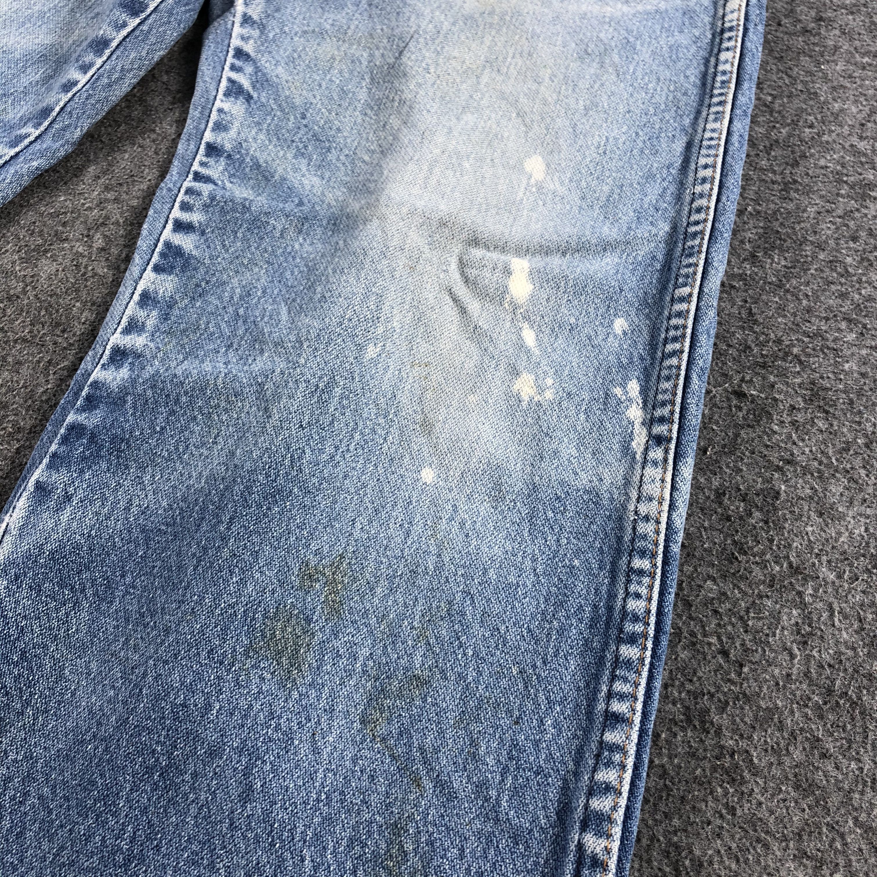Vintage Vintage Blue Wash Wrangler Jeans-J2415 Size US 31 - 9 Thumbnail