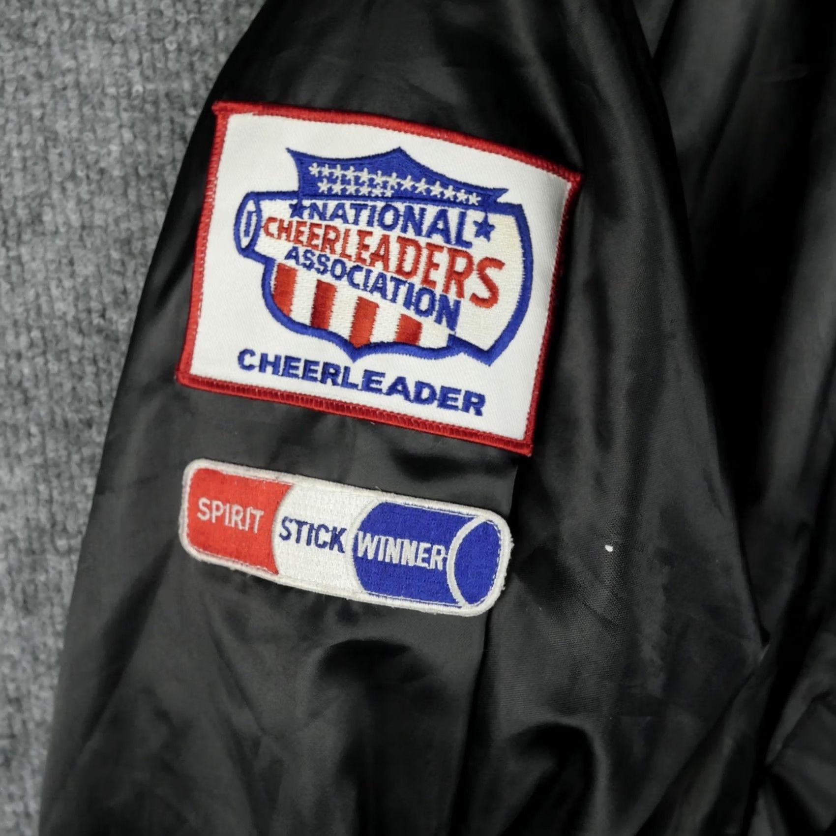 Dunbrooke VINTAGE Dunbrooke Jacket Womens M Satin Colonial Cheerleading Varsity Black 90s Womens Size M / US 6-8 / IT 42-44 - 4 Thumbnail