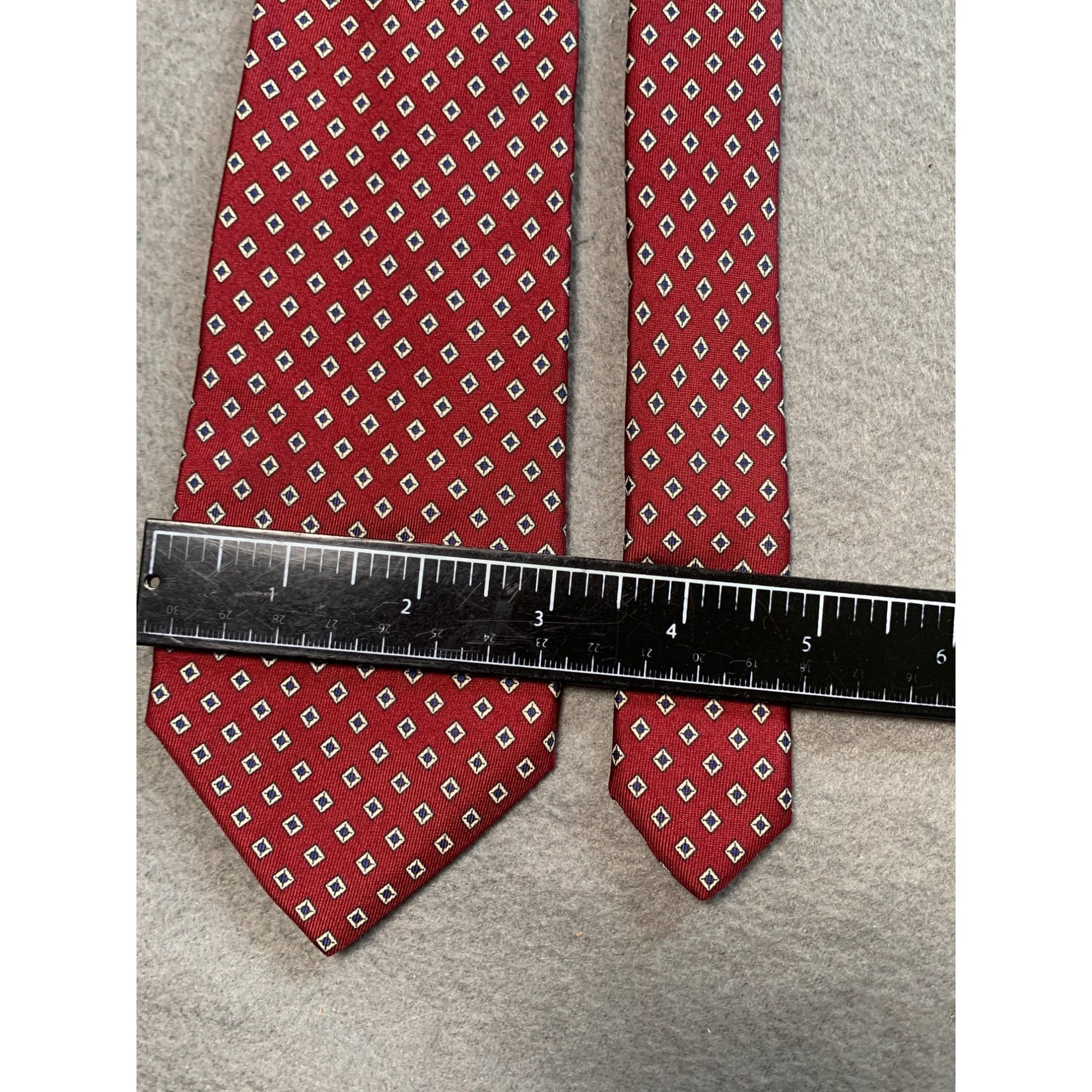 John Henry John Henry Mens Red Silk Tie Geometric Diamond Pattern Silk Size ONE SIZE - 2 Thumbnail