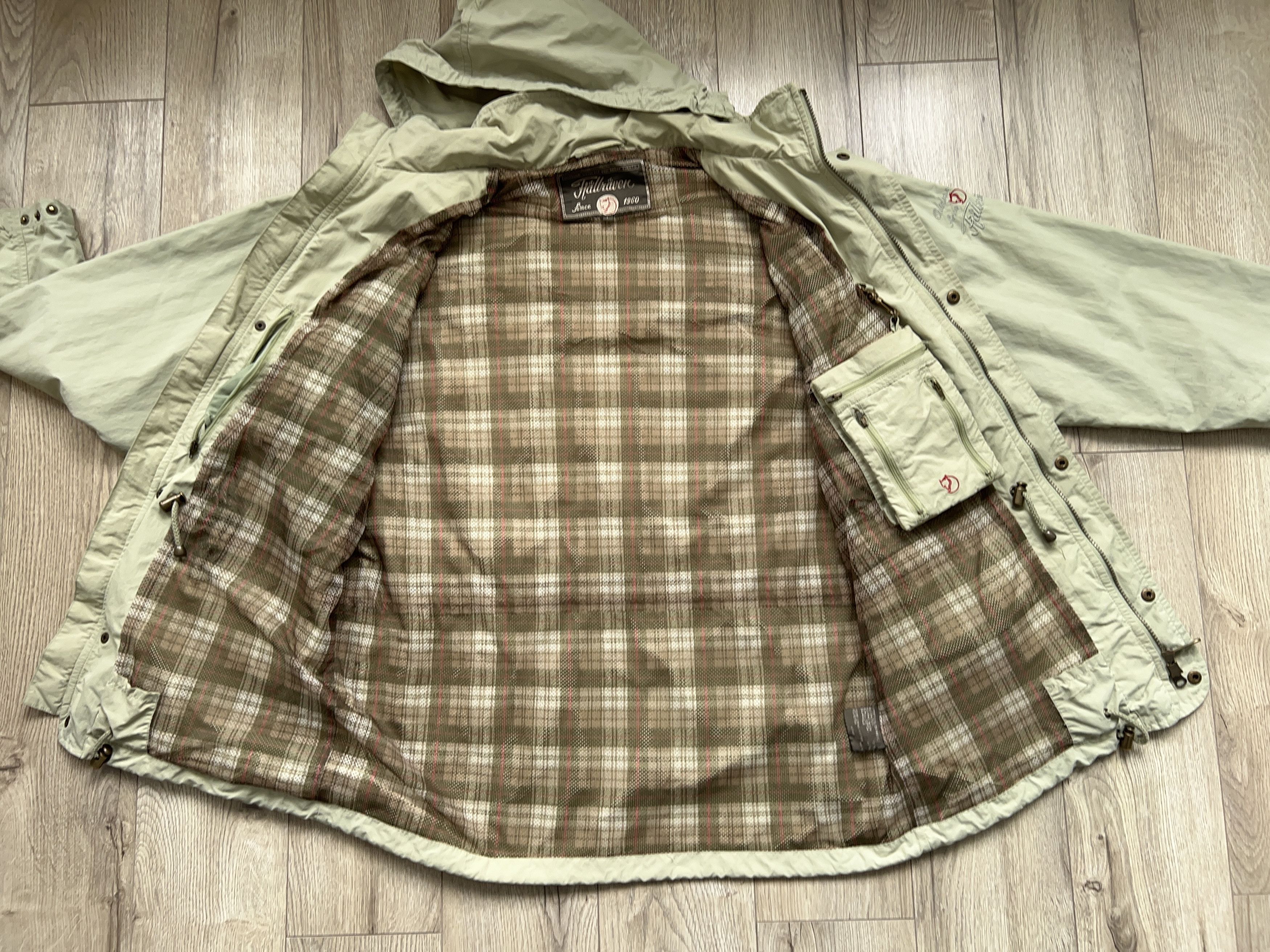 Fjallraven × Vintage Outdoor Jacket Detachable Sleeves Vest Gilet 2 in 1 Size L Size US L / EU 52-54 / 3 - 19 Thumbnail