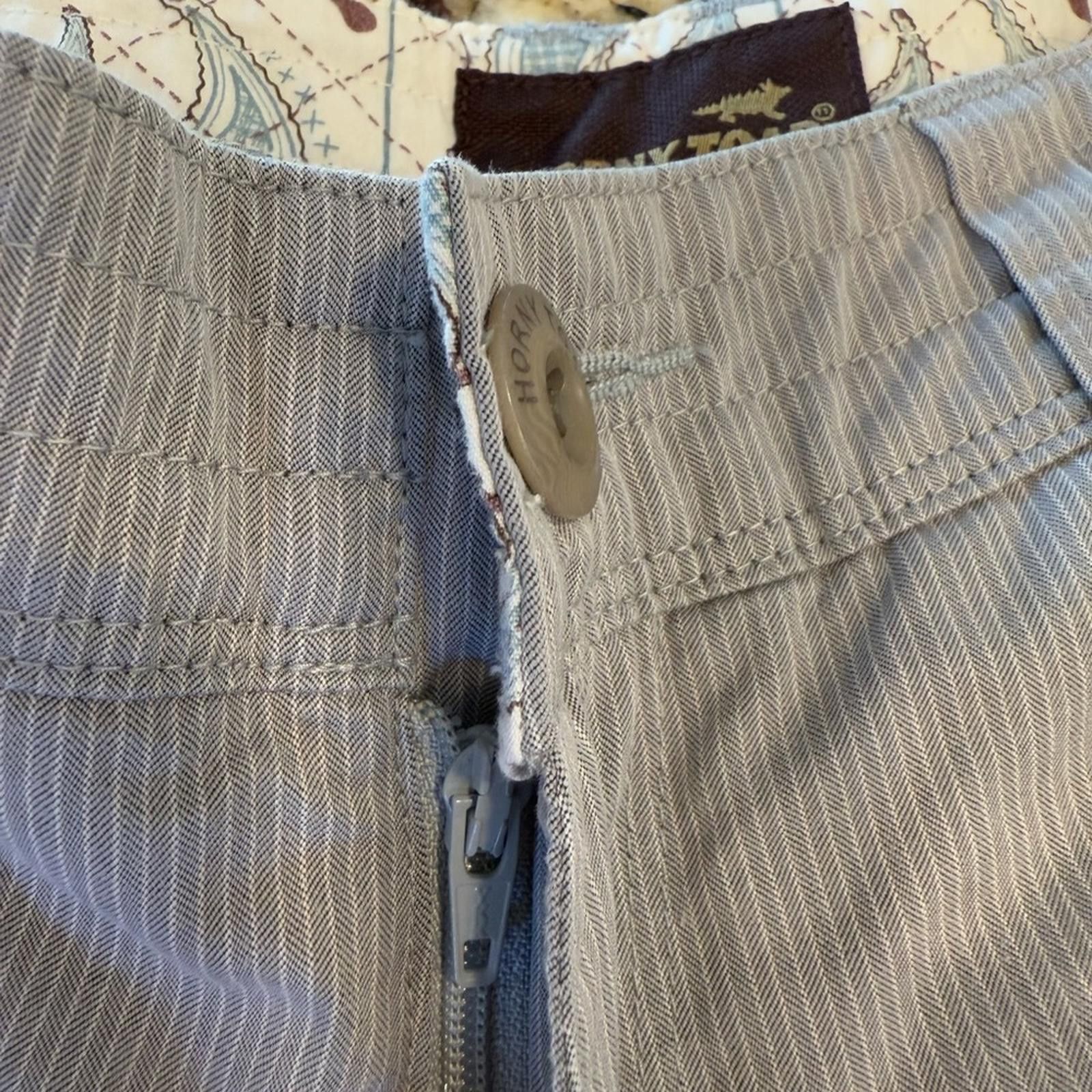 Other Horny Toad gray & white striped chino golf shorts 30” waist Size US 30 / EU 46 - 4 Thumbnail