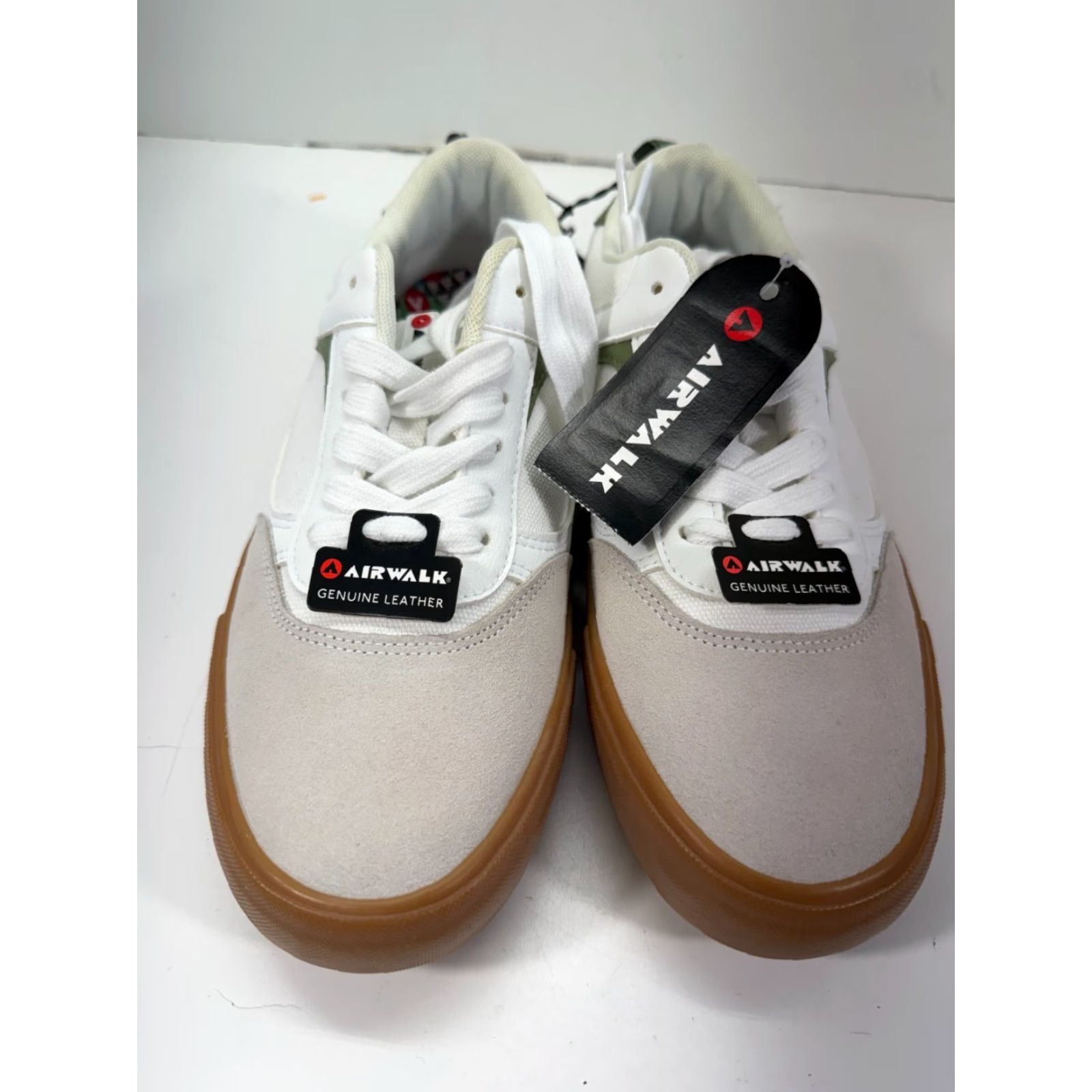 Airwalk Airwalk Sneaker Mens 7.5 White Green Leather Canvas Lace-Up NWT Size US 8 / EU 41 - 4 Thumbnail