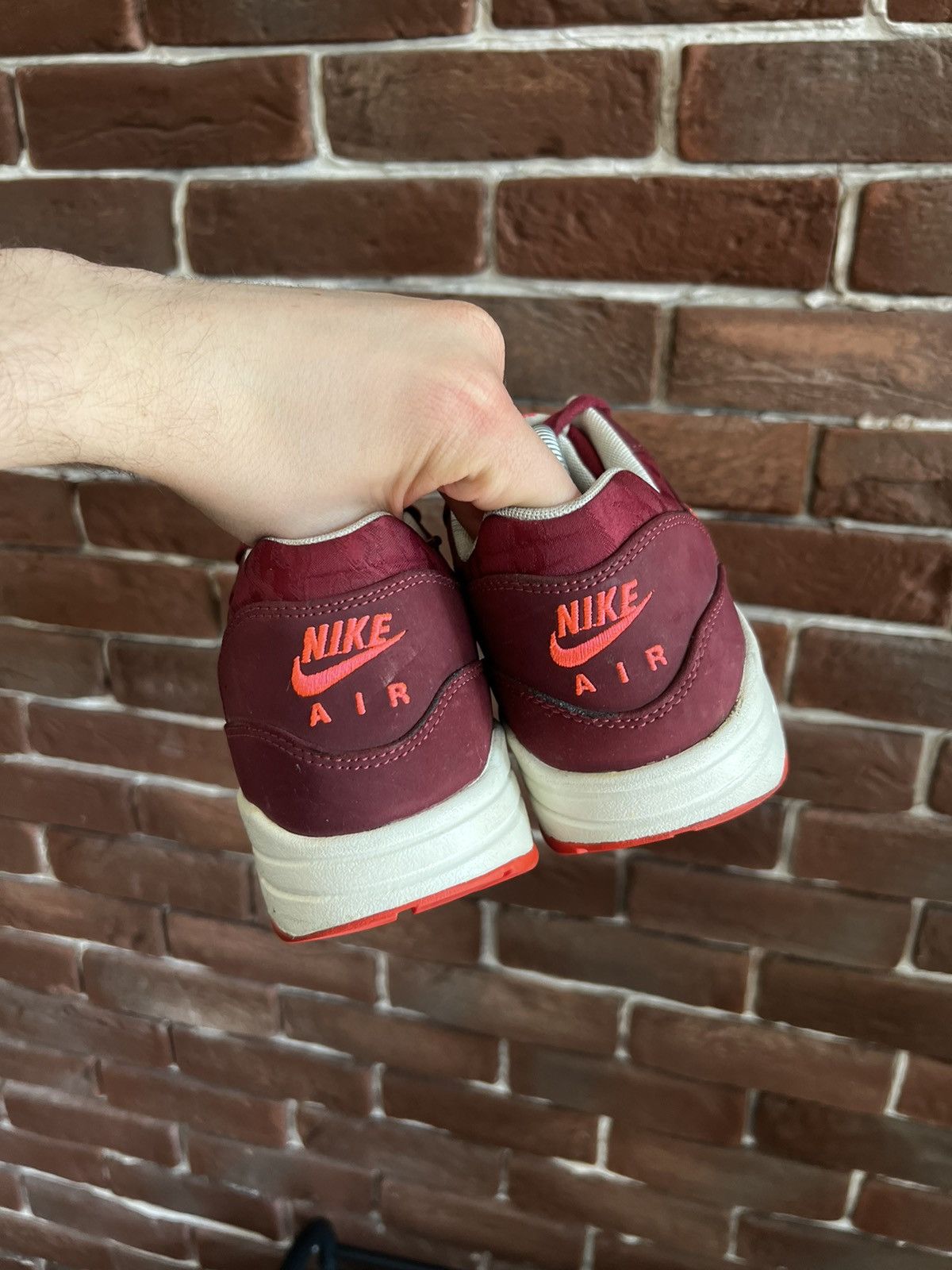 Nike 2013 Nike Air Max 1 Premium Atomic Red Rare Sneakers Hype Size US 9 / EU 42 - 8 Thumbnail