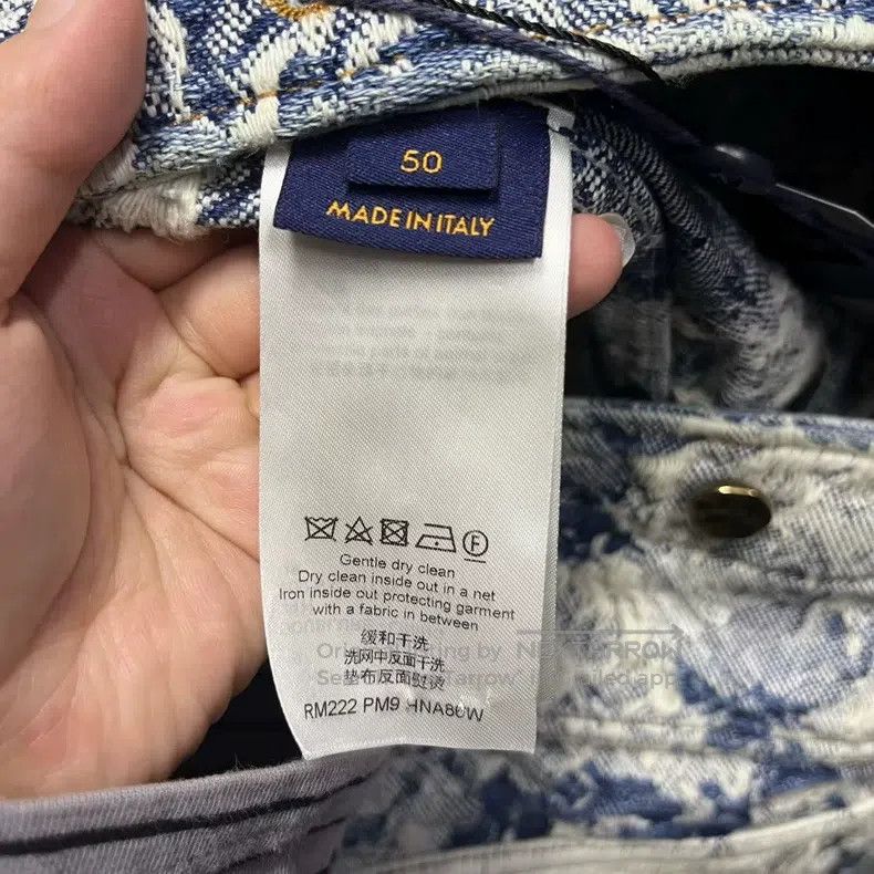 Louis Vuitton Louis Vuitton Blue monogrammed long-sleeved denim jacket Size US M / EU 48-50 / 2 - 3 Thumbnail