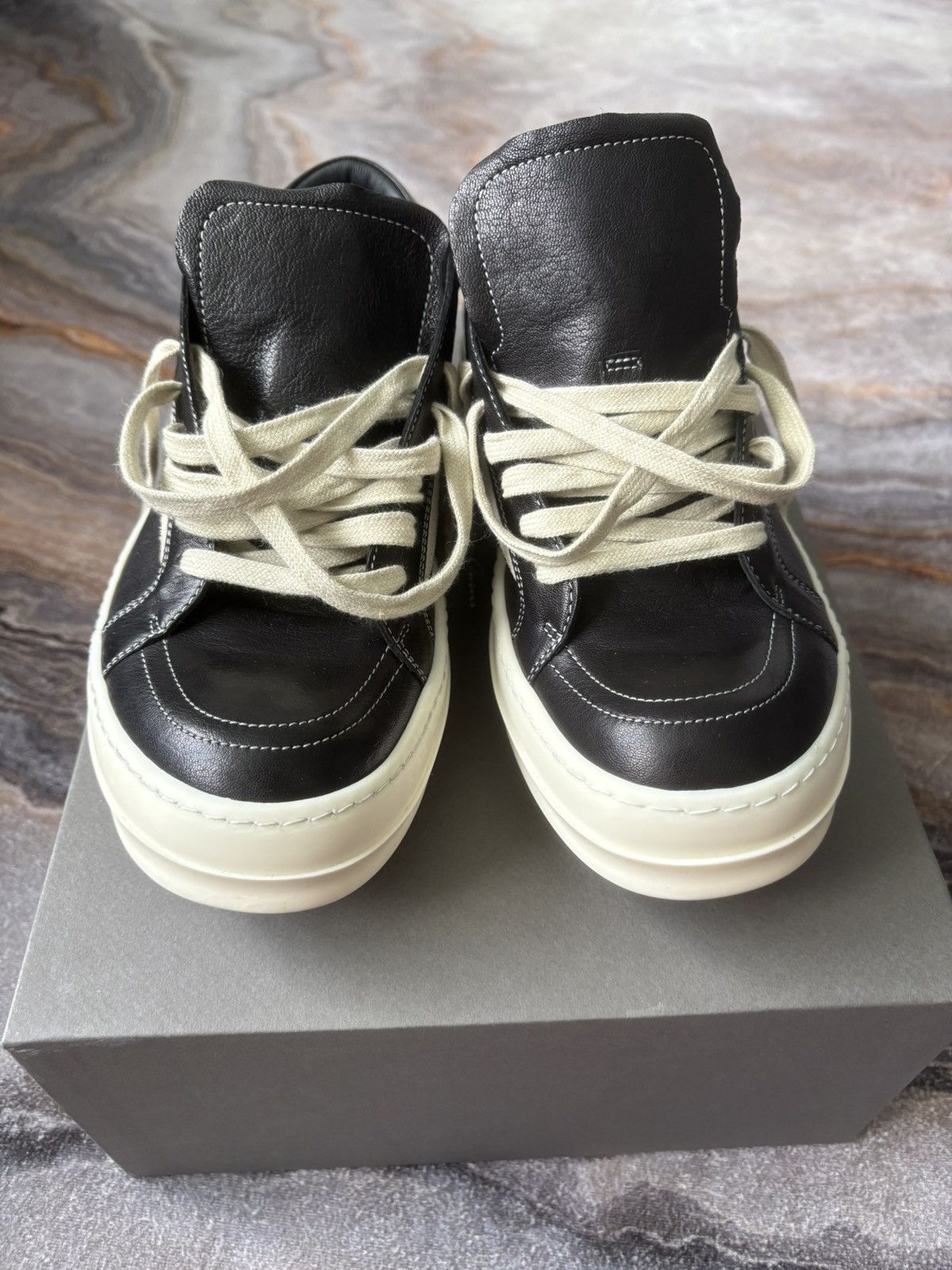 Rick Owens Rick Owens Vintage Leather Sneaker Size US 8.5 / EU 41-42 - 2 Thumbnail