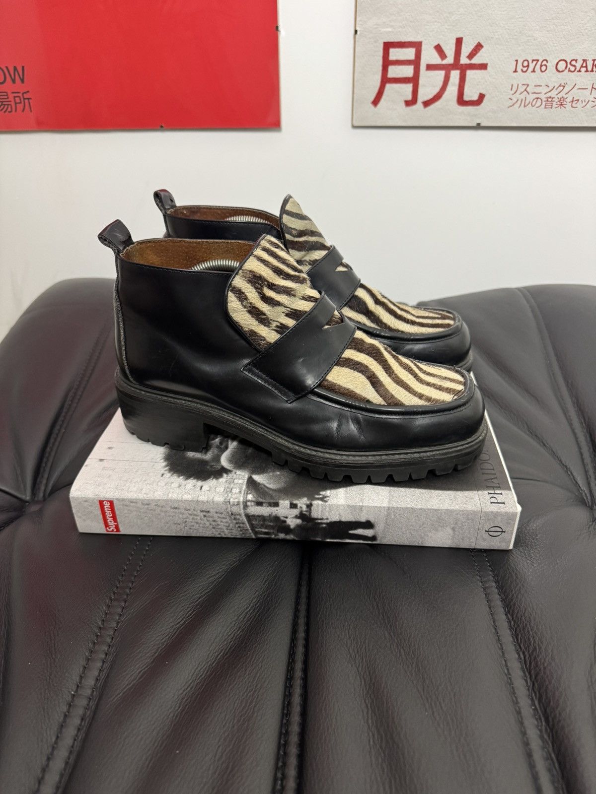 Leather Rare Vintage 90s Avant Garde Platform Zebra Boots Loafers Size US 7 / EU 40 - 1 Thumbnail