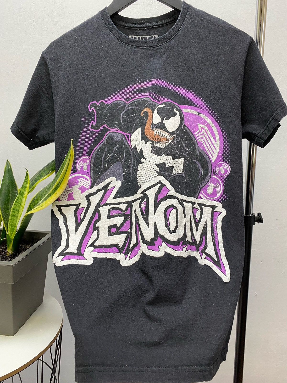DC Comics × Marvel Comics Marvel Venom Graphic Big Logo T Shirt Size US L / EU 52-54 / 3 - 12 Thumbnail