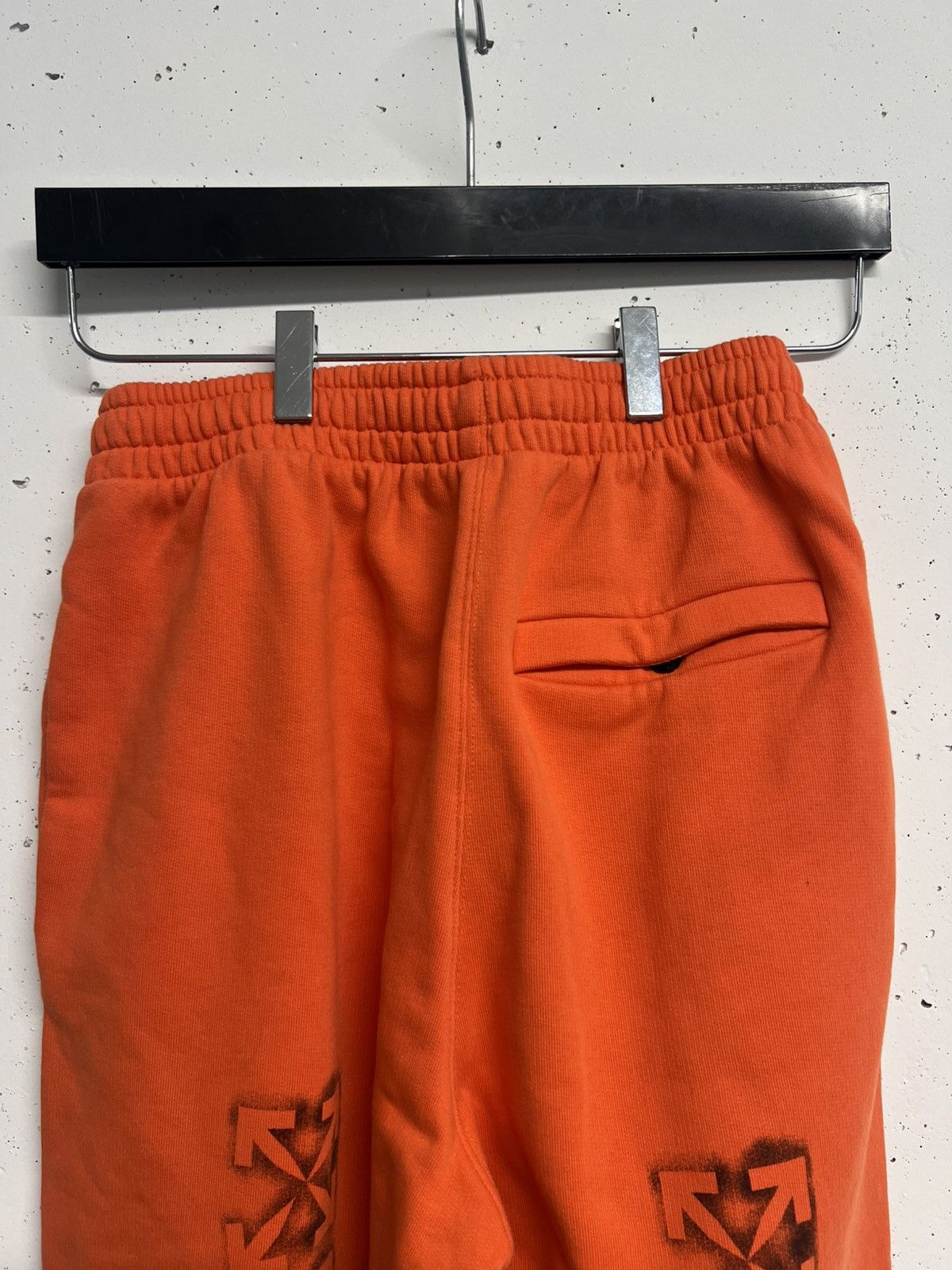 Off-White Orange Sprayed Arrows Logo Sweatpants Size US 28 / EU 44 - 2 Thumbnail
