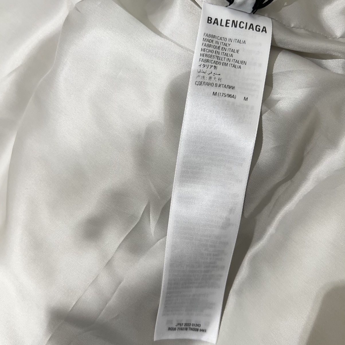 Balenciaga Balenciaga Oversized Puffer Leather Vest Size US M / EU 48-50 / 2 - 7 Thumbnail