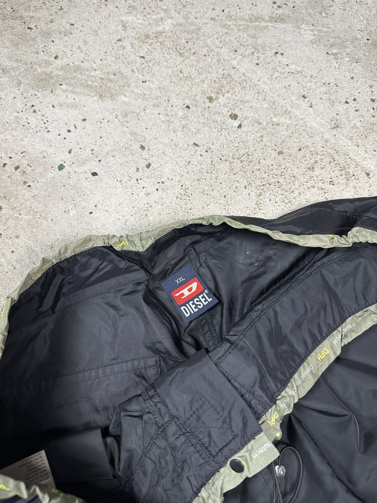 Diesel × Vintage Vintage 90s Diesel ParachutecH Black Track Pants Baggy Size US 34 / EU 50 - 9 Thumbnail