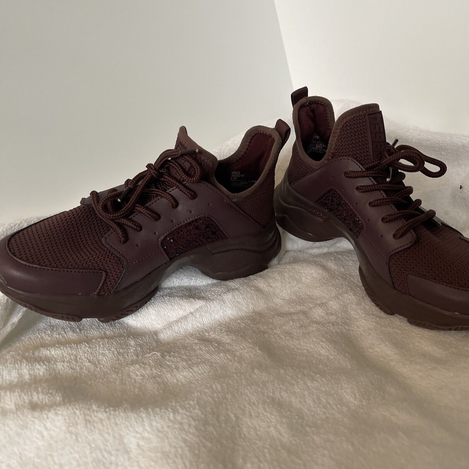 Steve Madden New Steve Madden Maxima Maroon Rhinestone Sneakers 8 Size US 8 / IT 38 - 1 Thumbnail