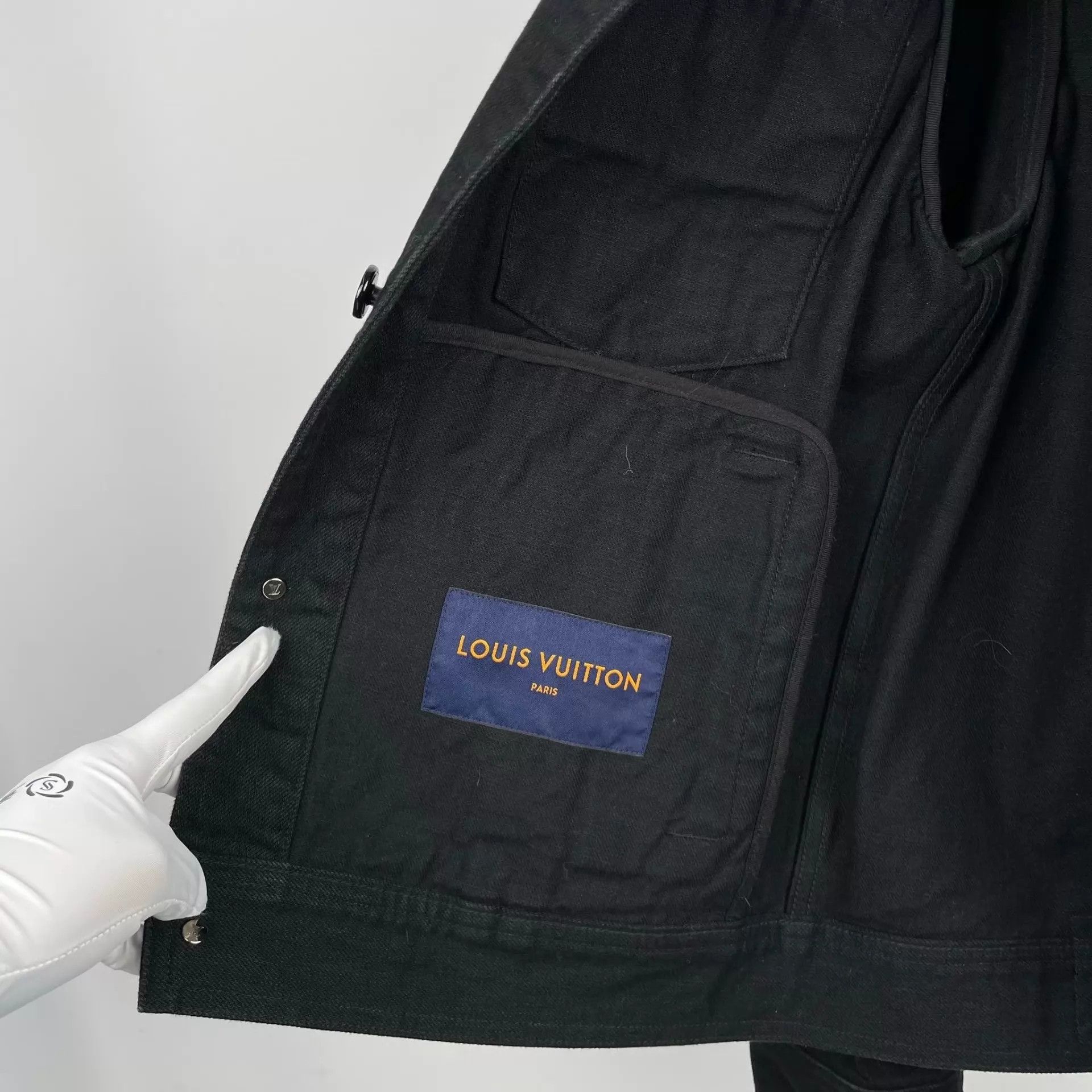 Louis Vuitton Louis Vuitton Denim Jacket Black Size 46 Size US S / EU 44-46 / 1 - 7 Thumbnail