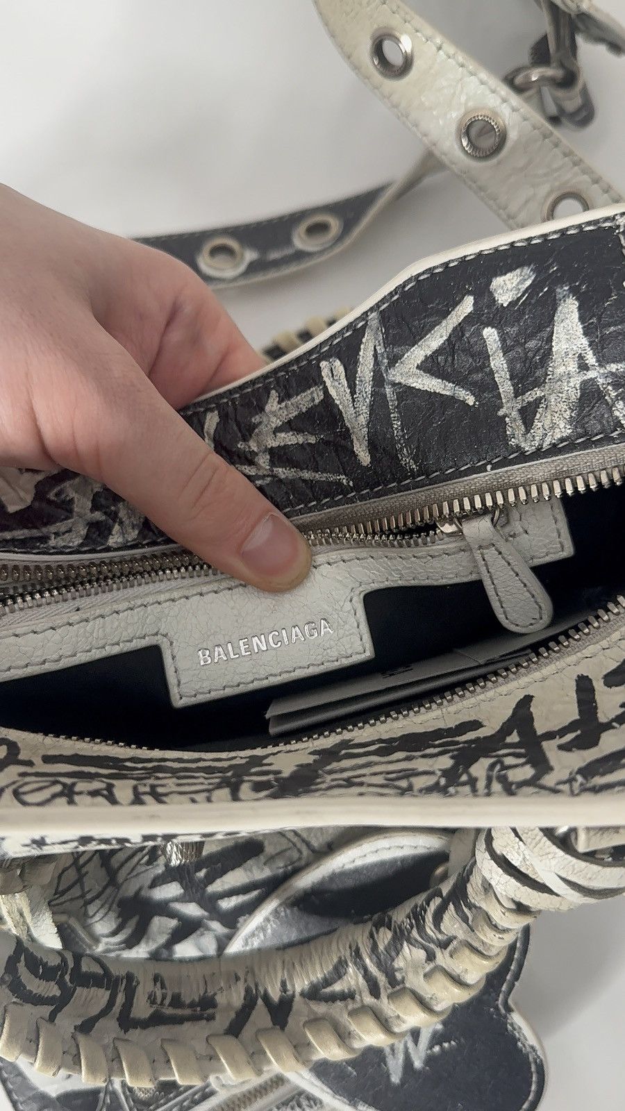 Balenciaga ✅Balenciaga Neo Cagole Graffiti XS Size ONE SIZE - 10 Thumbnail