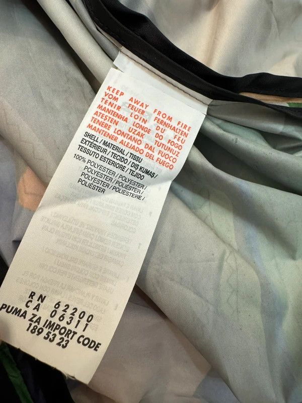 Hussein Chalayan Hussein Chalayan x Puma Poncho Jacket Abstract L 2006 rare Size US L / EU 52-54 / 3 - 12 Thumbnail