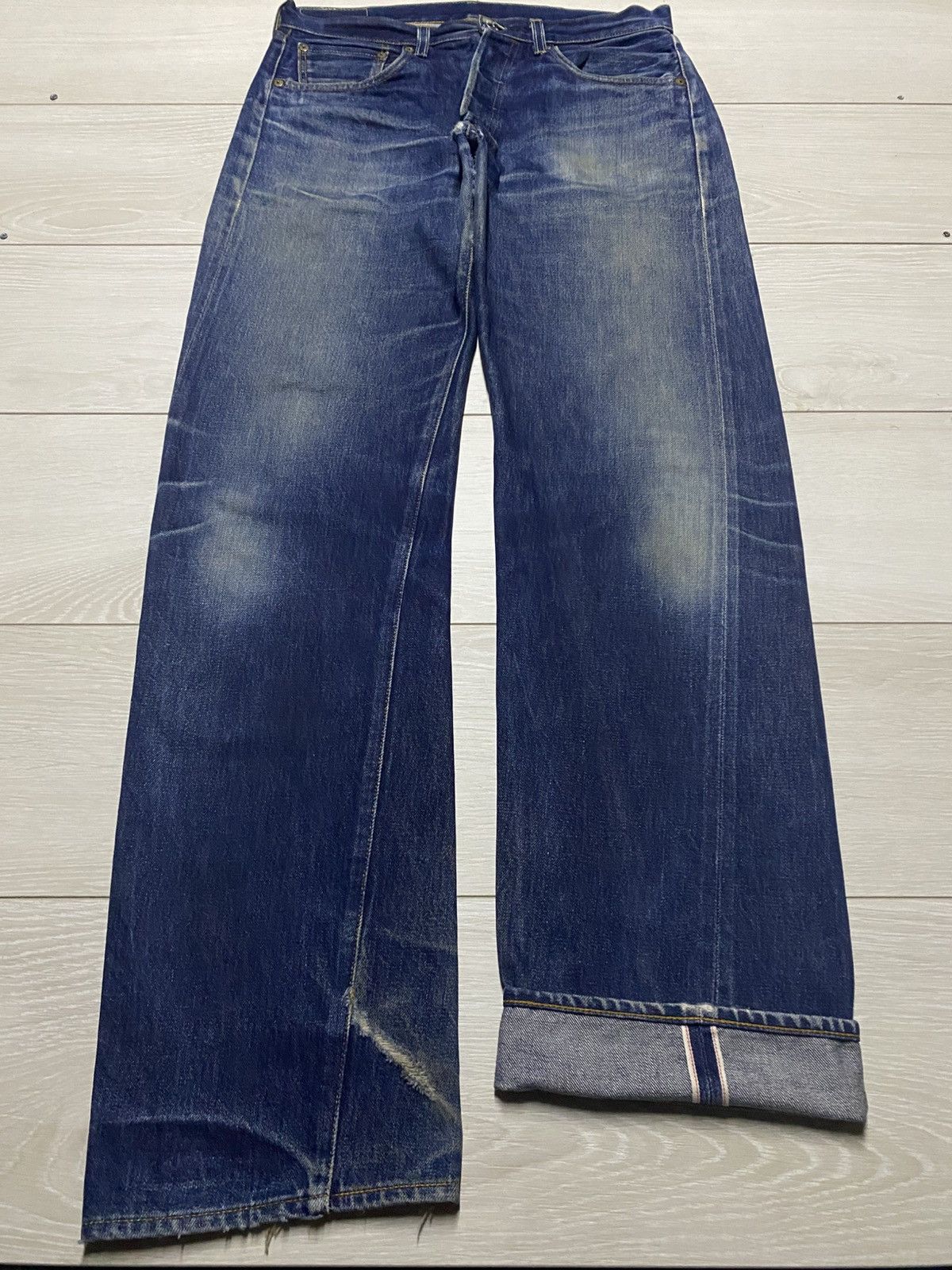 Levi's Vintage Clothing LVC 501 xx BigE ButtonFly Twist Leg Selvedge Repair Jeans Size US 32 / EU 48 - 1 Thumbnail