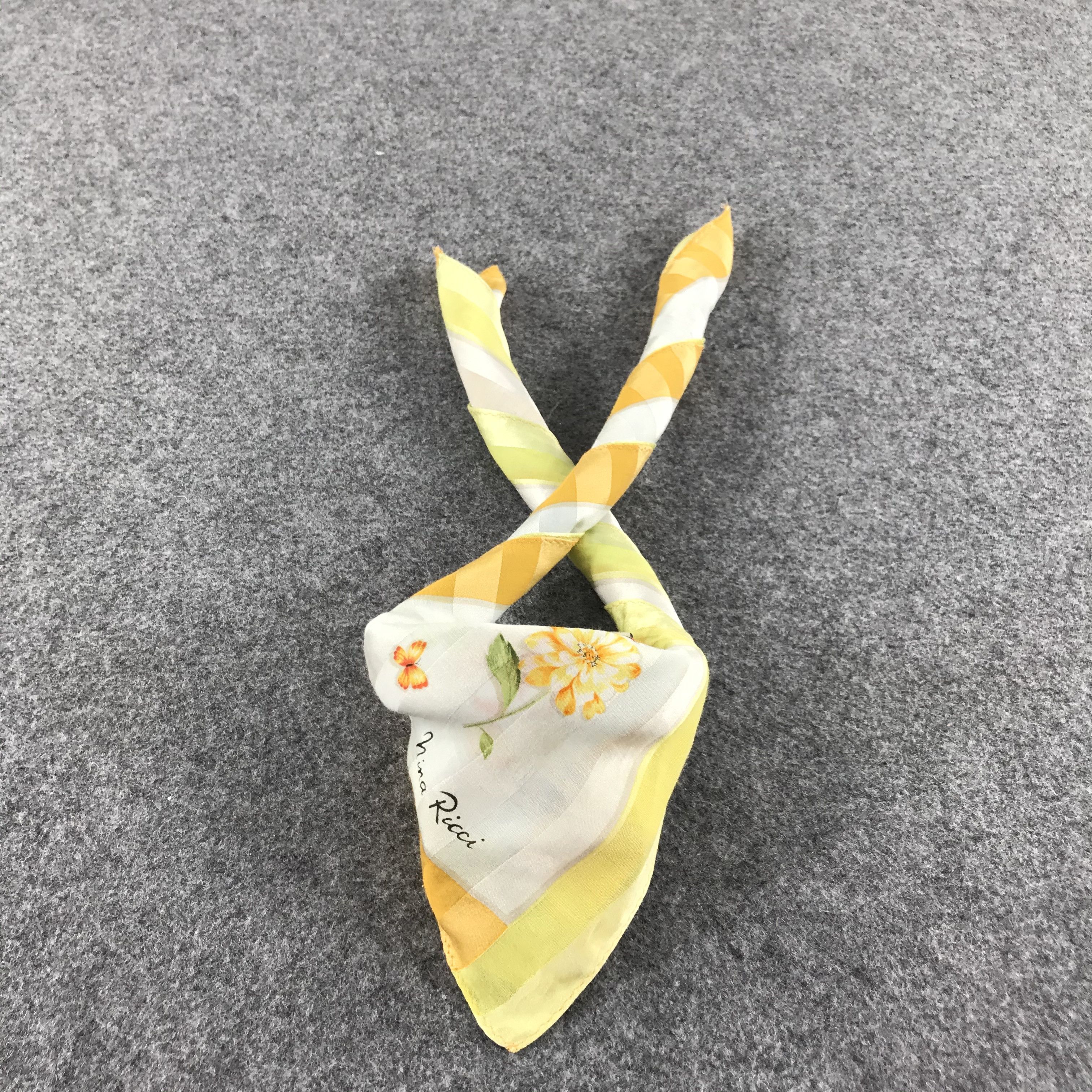 Nina Ricci Nina Ricci Floral Handkerchief Neckerchief Bandana H138 Size ONE SIZE - 2 Thumbnail