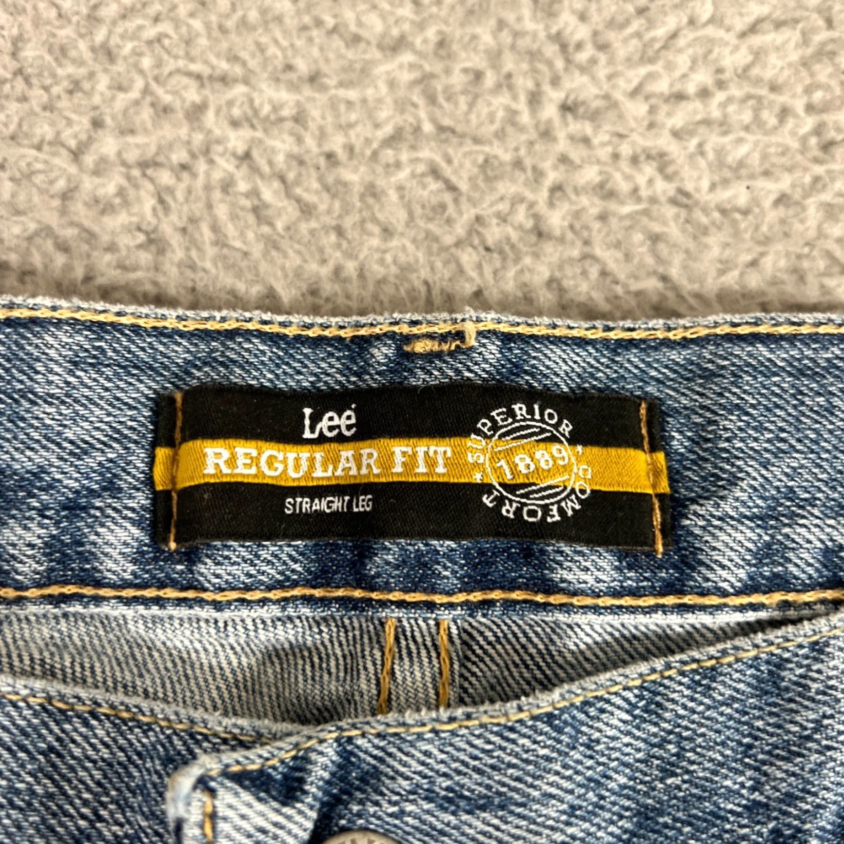Lee VINTAGE Lee Jeans Regular Fit Straight Leg Denim Pants Classic 5-Pocket Blue Stone Wash 42 Mens US 32 In Seam NWT Size US 42 / EU 58 - 7 Thumbnail