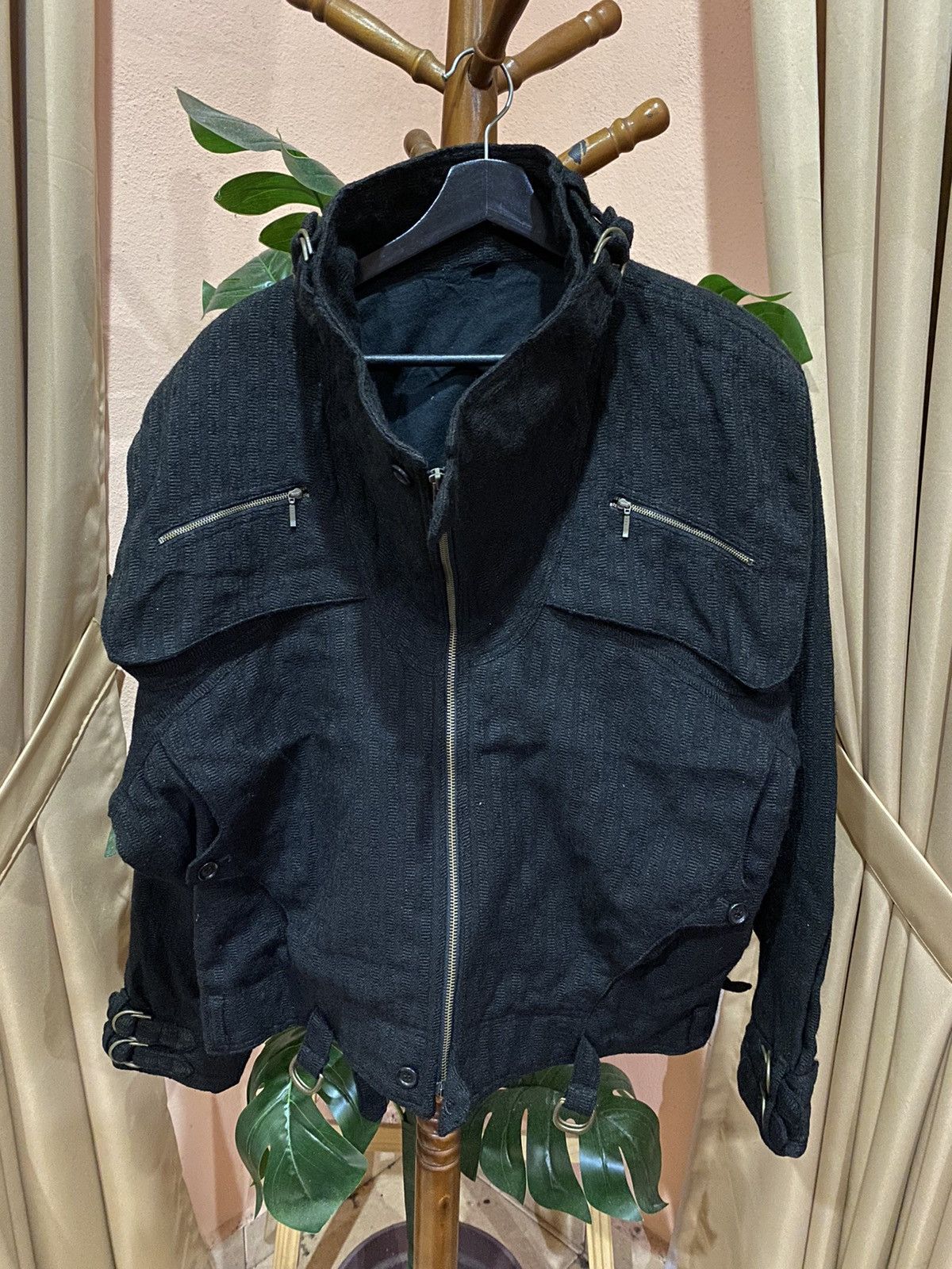 Japanese Brand Black Avant-Garde High-Collar Utility Jacket with Buckle Size US L / EU 52-54 / 3 - 4 Thumbnail