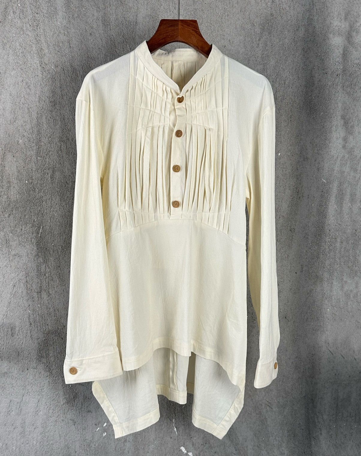 Issey Miyake Cream - colored textured pleated long top Size XL / US 12-14 / IT 48-50 - 1 Thumbnail