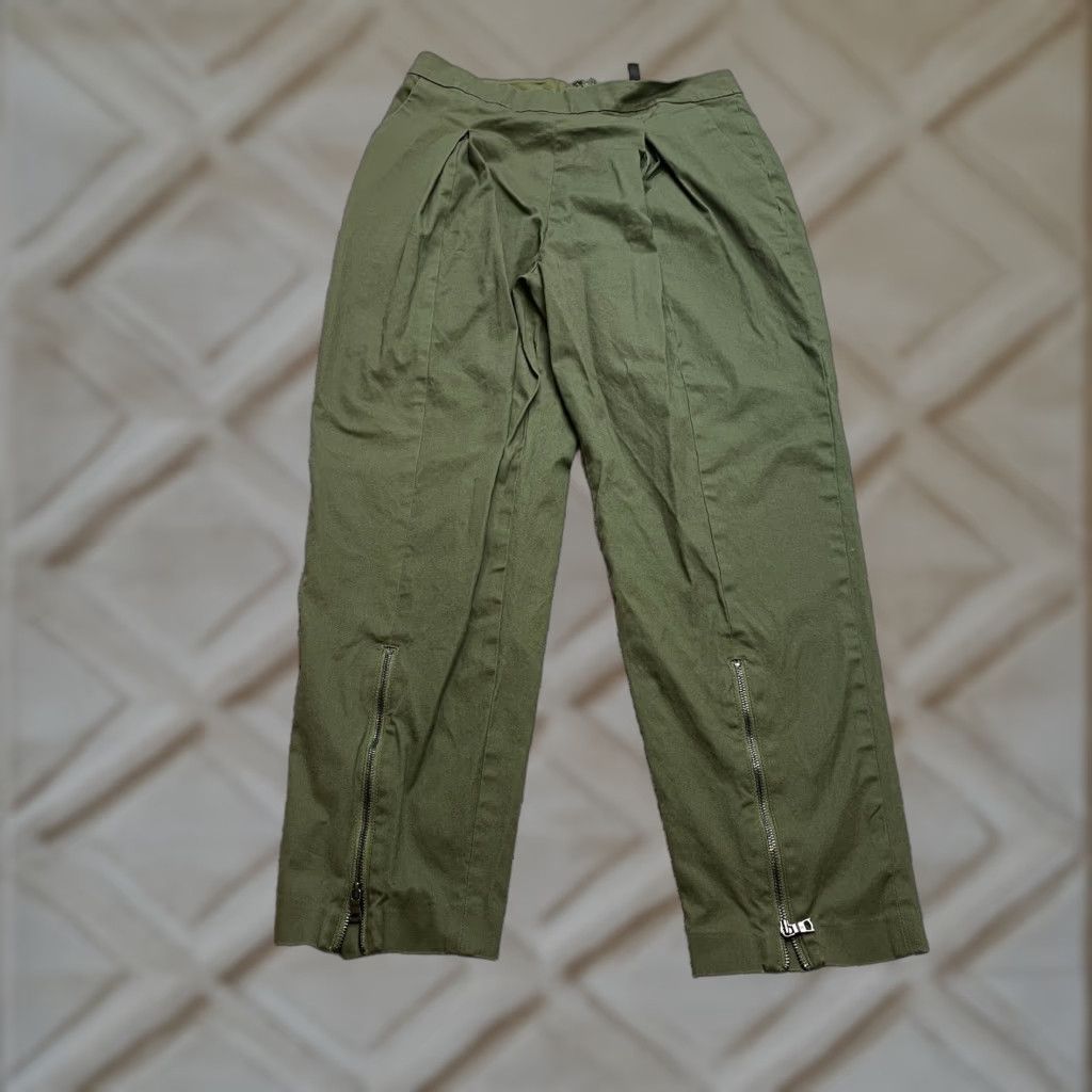 Banana Republic BCBGMAXAZRIA Ankle Pants Womens S Green 28x24 Ankle Zip Cotton Slacks Ladies Pants Size 28" / US 6 / IT 42 - 1 Thumbnail