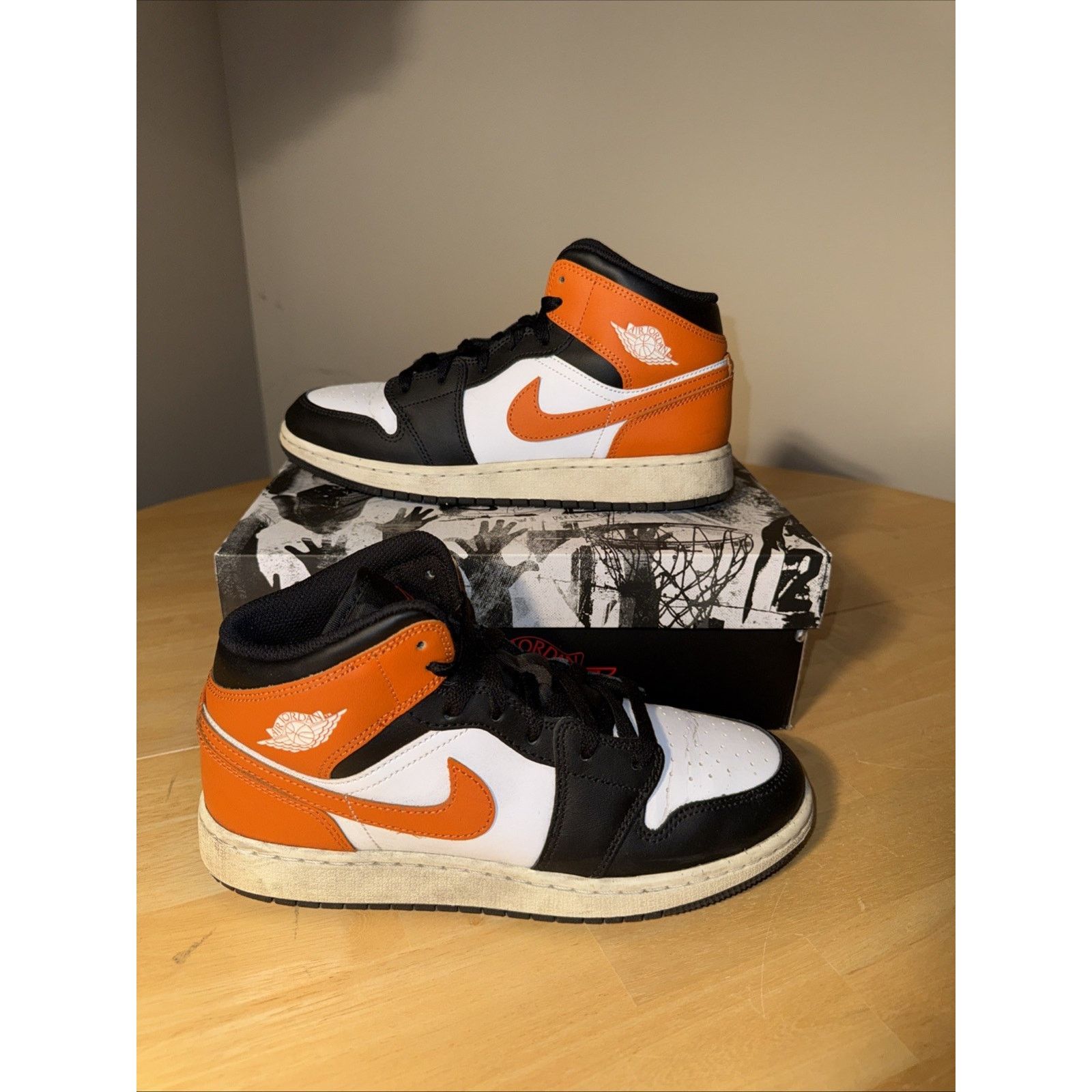 Nike Size 6Y - Air Jordan 1 Retro OG 2025 High Shattered Size US 6.5 / EU 39-40 - 1 Thumbnail