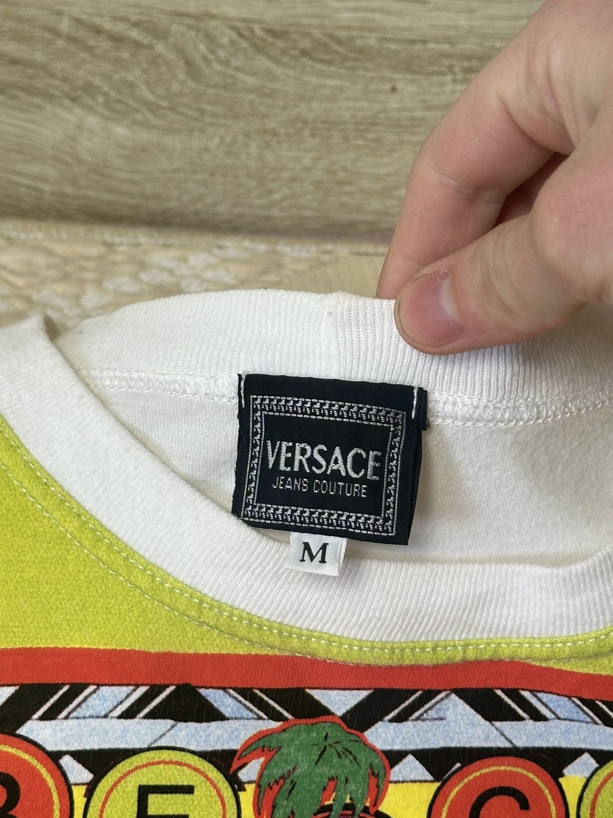 Versace 🔥 Versace Jeans Couture Miami Florida Beach Vintage T Shirt Size US M / EU 48-50 / 2 - 7 Thumbnail