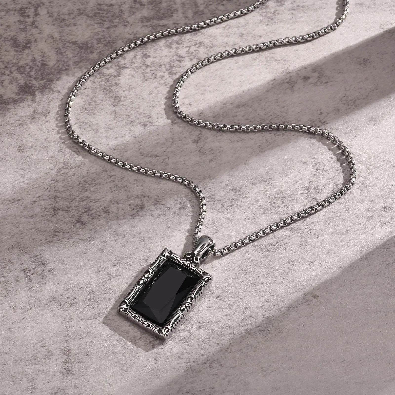 Vintage Square Pendant Necklace Size ONE SIZE - 1 Thumbnail