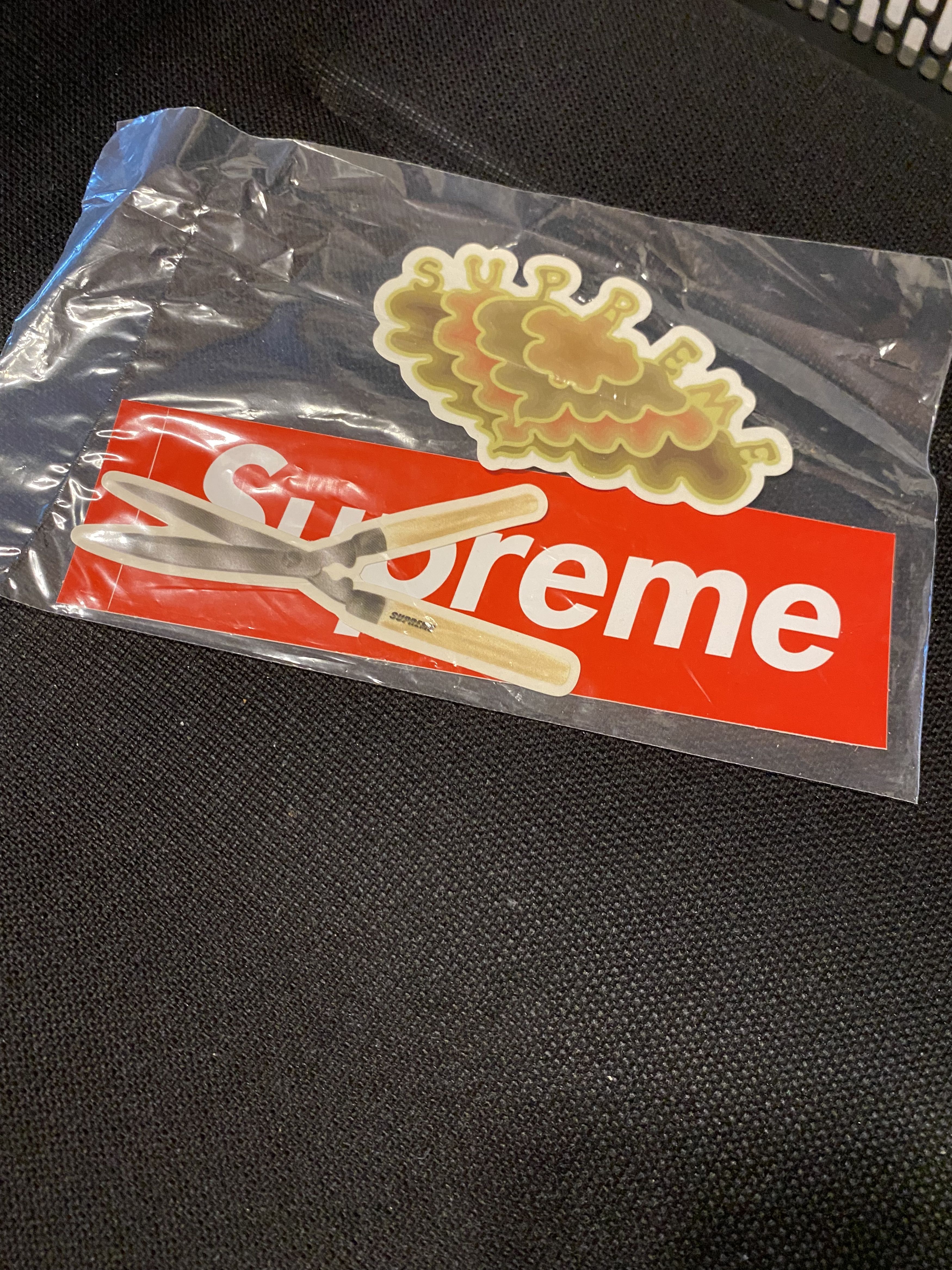 Supreme Supreme Sticker pack 2019 Size ONE SIZE - 1 Thumbnail