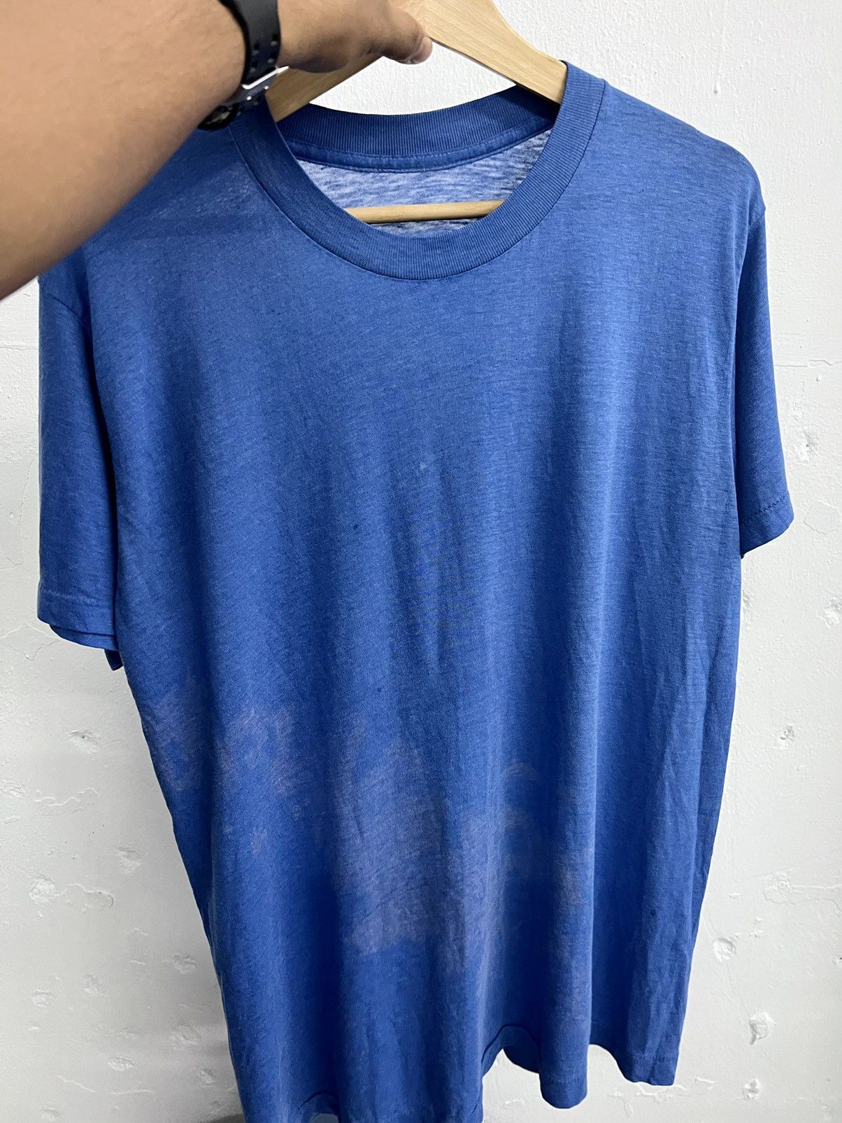 Band Tees × Vintage VINTAGE 80s THRASHED VIRGIN TEE Size US L / EU 52-54 / 3 - 8 Thumbnail