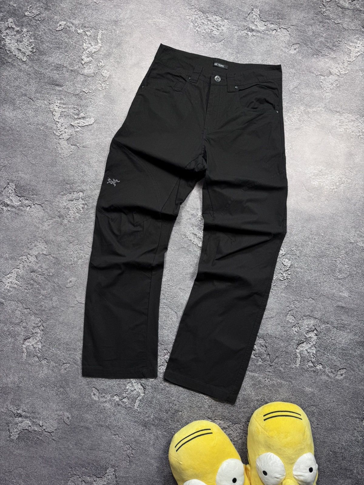 Arc'teryx Arc'teryx Cronin Pants — Black Size US 30 / EU 46 - 1 Thumbnail