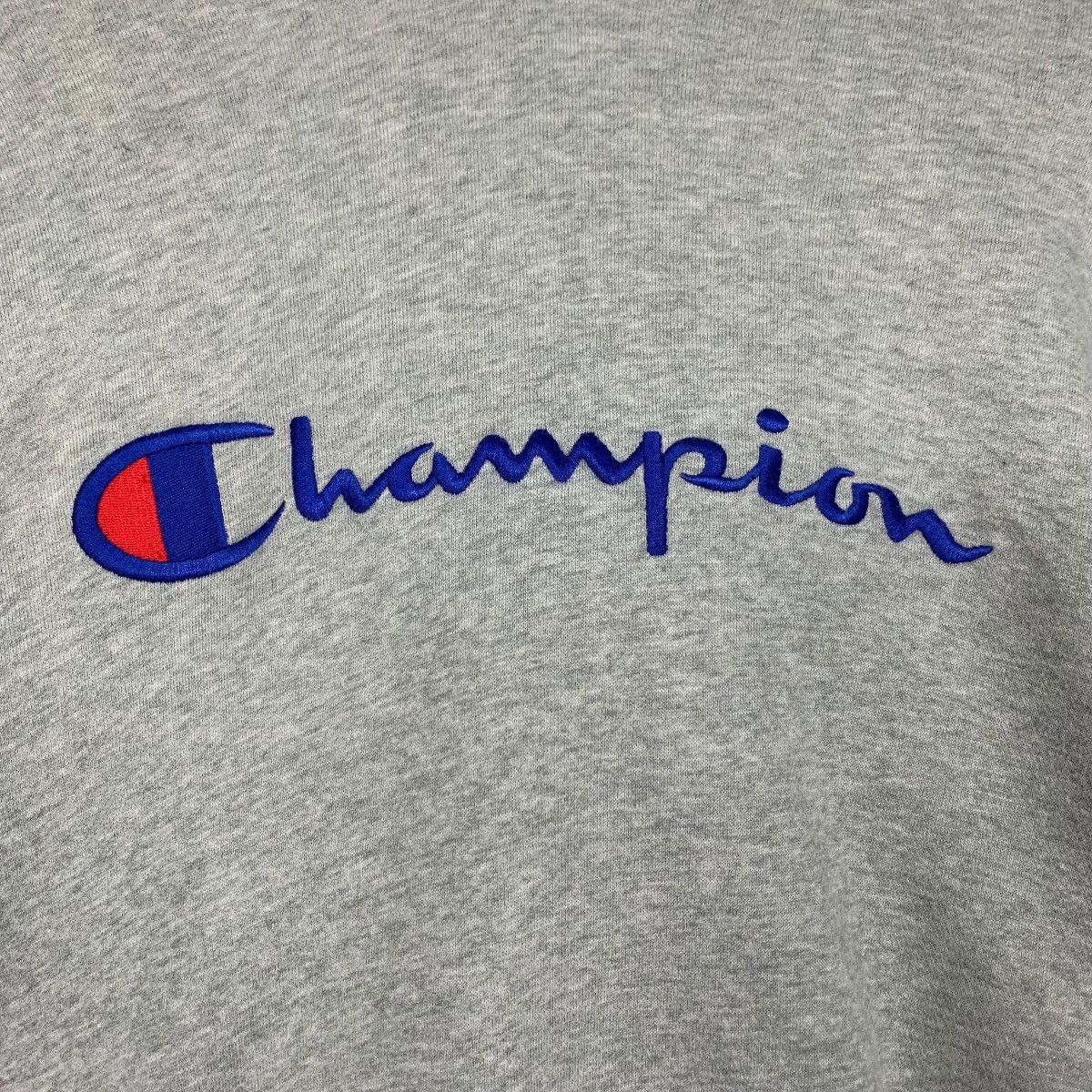 Champion Vintage Y2K CHAMPION Big Logo Pullover Hoodies #2213-C98 Size US M / EU 48-50 / 2 - 13 Thumbnail